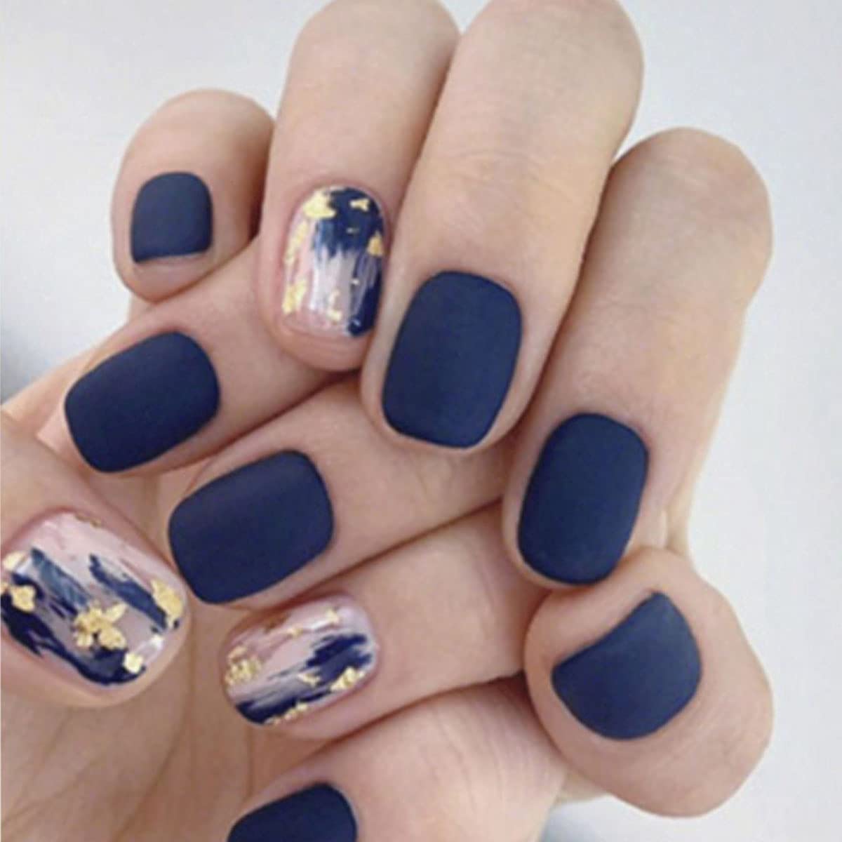 Here Are The 15 Best Minimalist Nail Trends To Copy In 2024