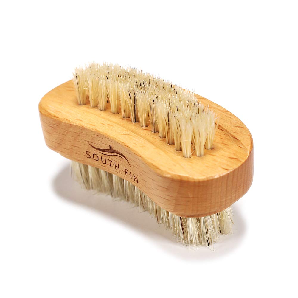 Buy Wooden Cleaning Finger Nail Brush with Nylon Charcoal Bristles &  Hanging Rope - Double-Sided Fingernail Brush for Scrubbing Fingernails and  Toes (Beechwood) Online at Low Prices in India - Amazon.in