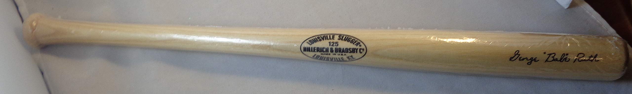 Louisville Slugger Mini Souvenir Bat 17 Imprinted Babe Ruth Signature