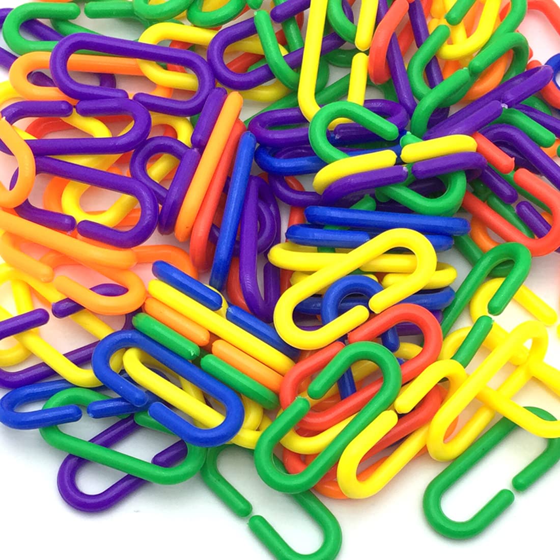 JIALEEY 100 Piece Plastic C-Clips Hooks Chain Links Rainbow C-Links  Children's Learning Toys Small