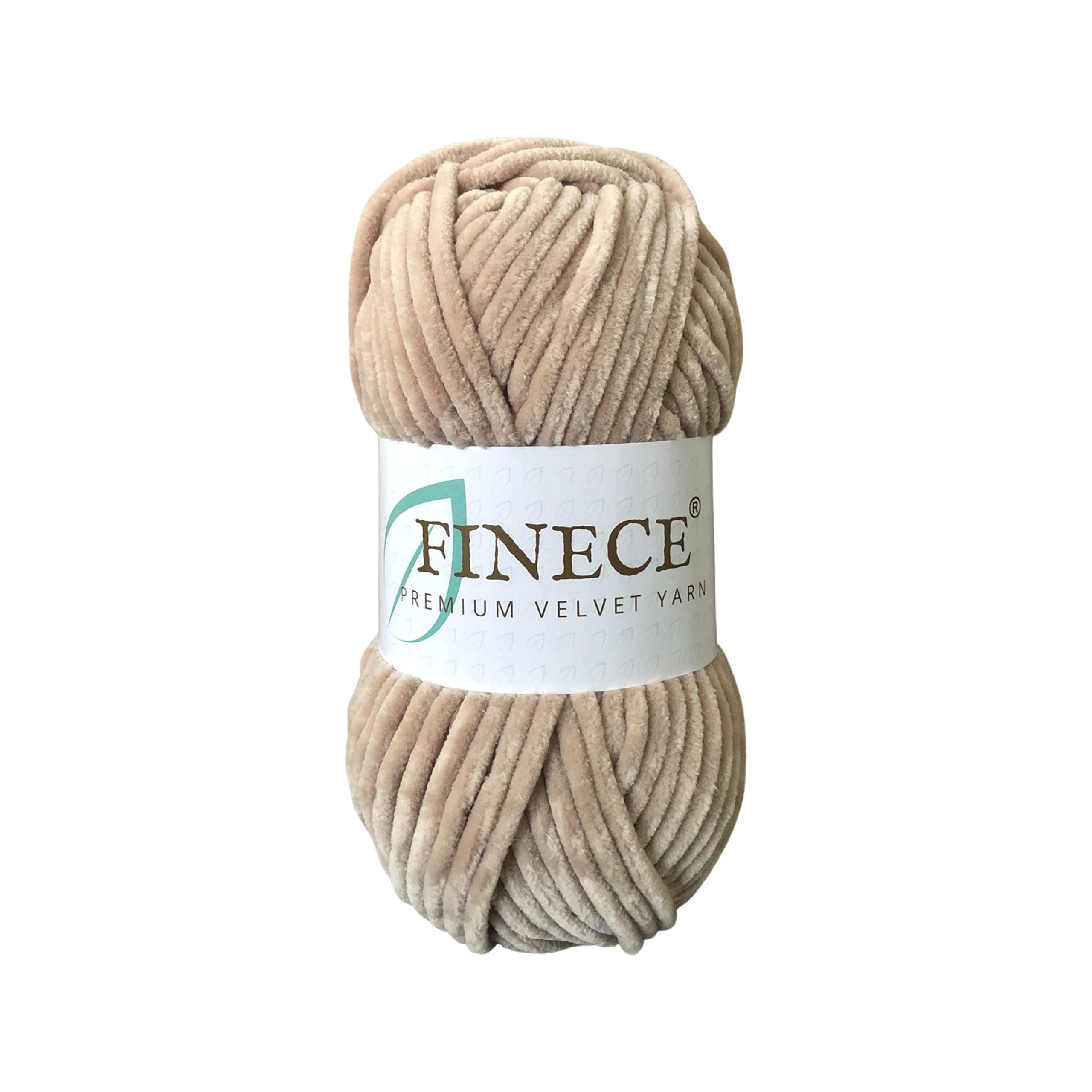 FINECE Soft Velvet Yarn Chenille Yarn for Crocheting Baby Blanket Yarn for  Knitting 100 gr (132 yds) Fancy Yarn for Crochet Weaving Craft Amigurumi  Yarn (1 Skein 2040 - Light Camel) 2040-Light Camel 1 Skein