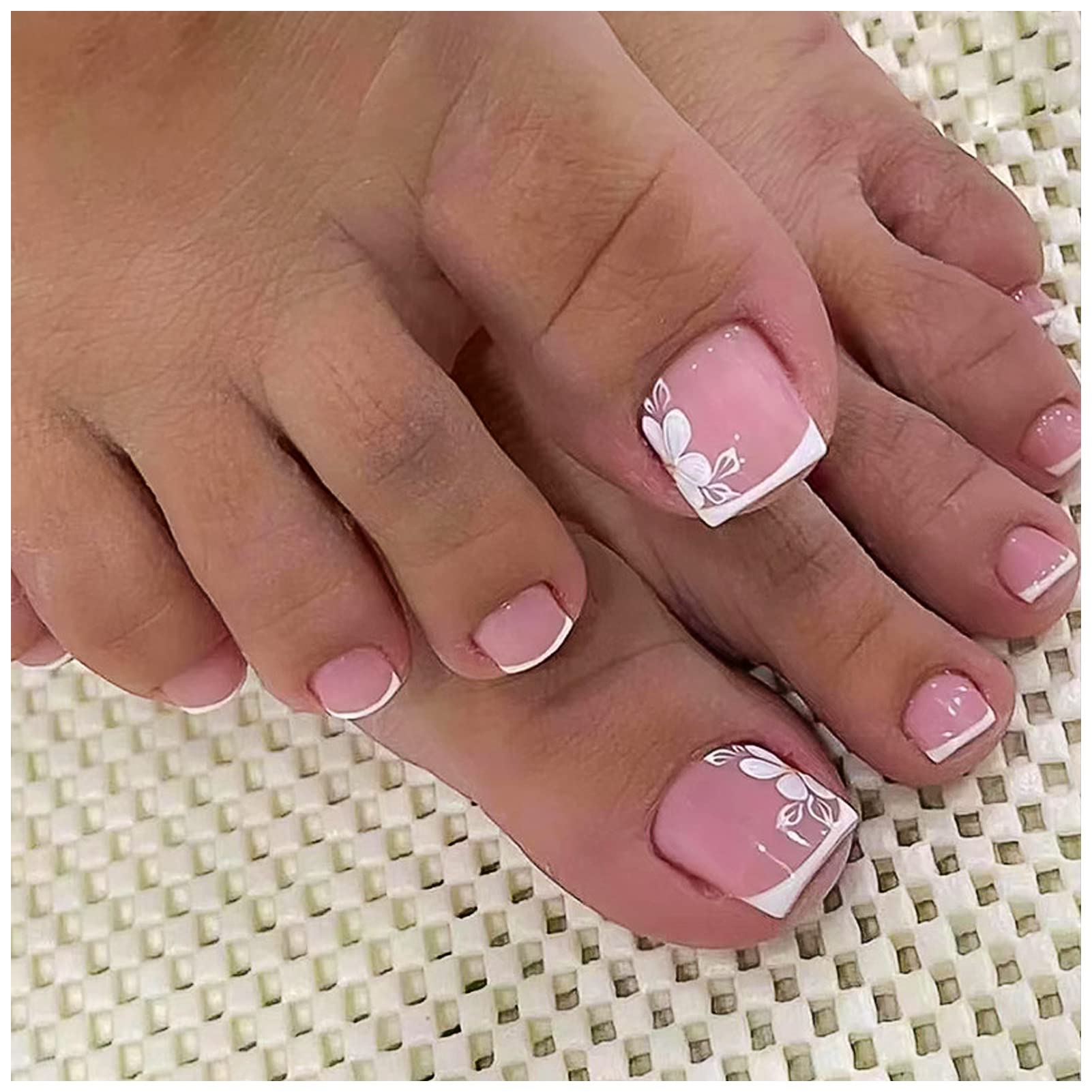 Pretty flower toe design | Flower toe designs, Toe nails, Floral nail  designs