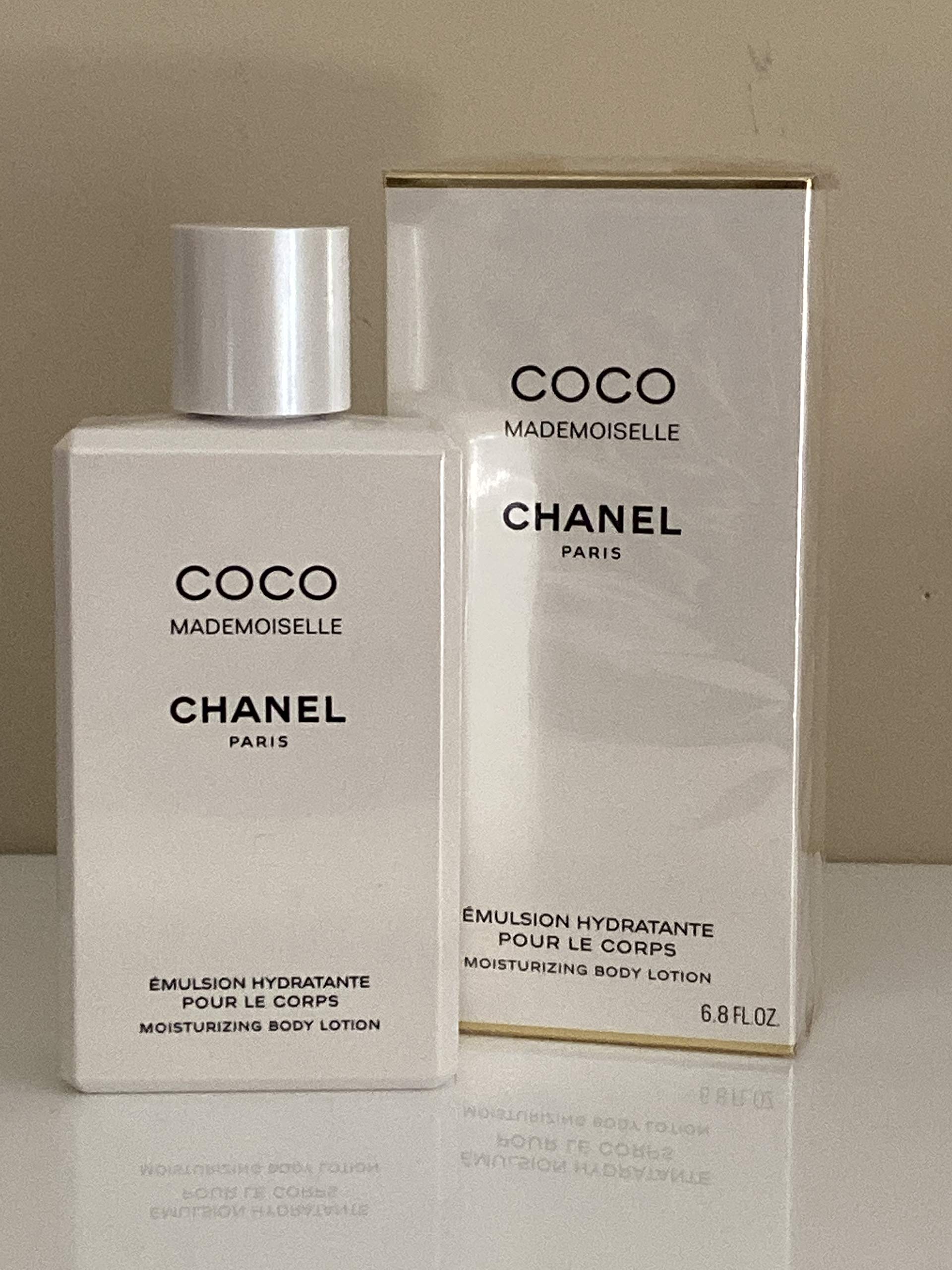 Buy Chanel Coco Mademoiselle Intense Eau De Parfum Spray 50ml/1.7oz Online  at Low Prices in India 