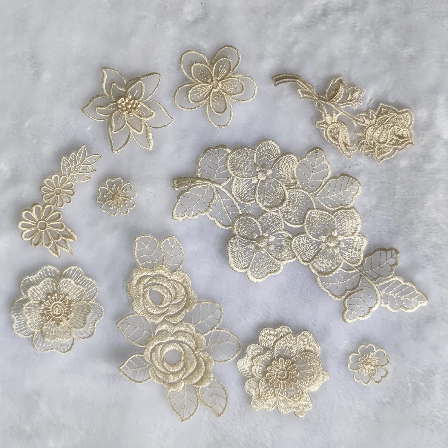 Qililandiy 10 Pcs Beige Mixed Style Embroidery Lace Flower Patches Appliques  DIY Sewing Craft for Decoration