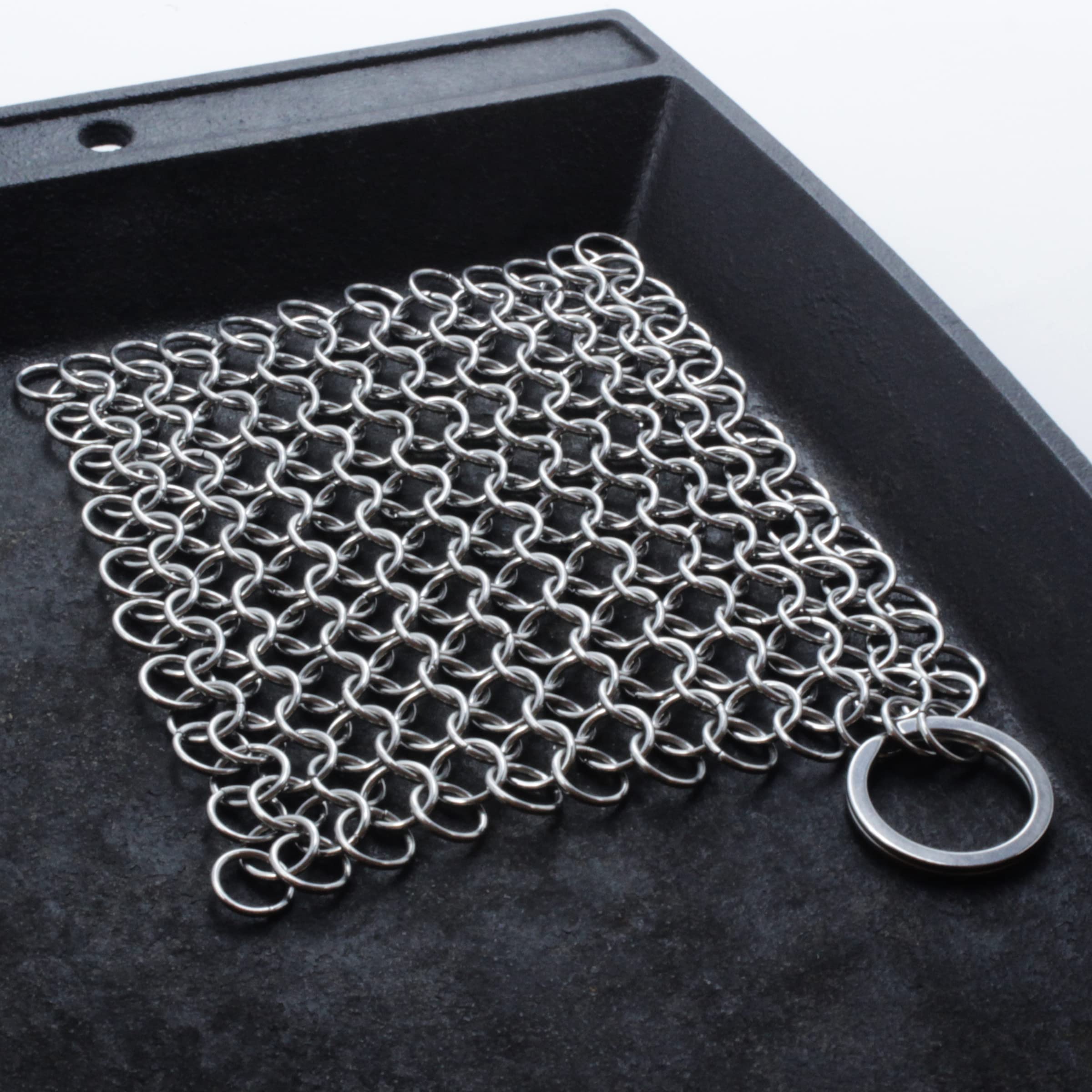 Lodge Stainless Steel Chainmail Scrubbing Pad for Cast Iron