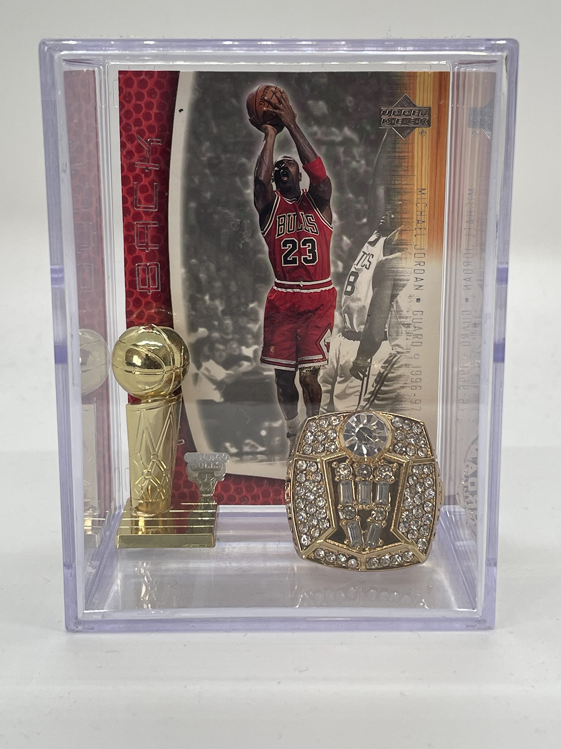 Chicago Bulls Replica NBA 1992 Championship Ring Trophy Shadowbox w/Michael  Jordan Card