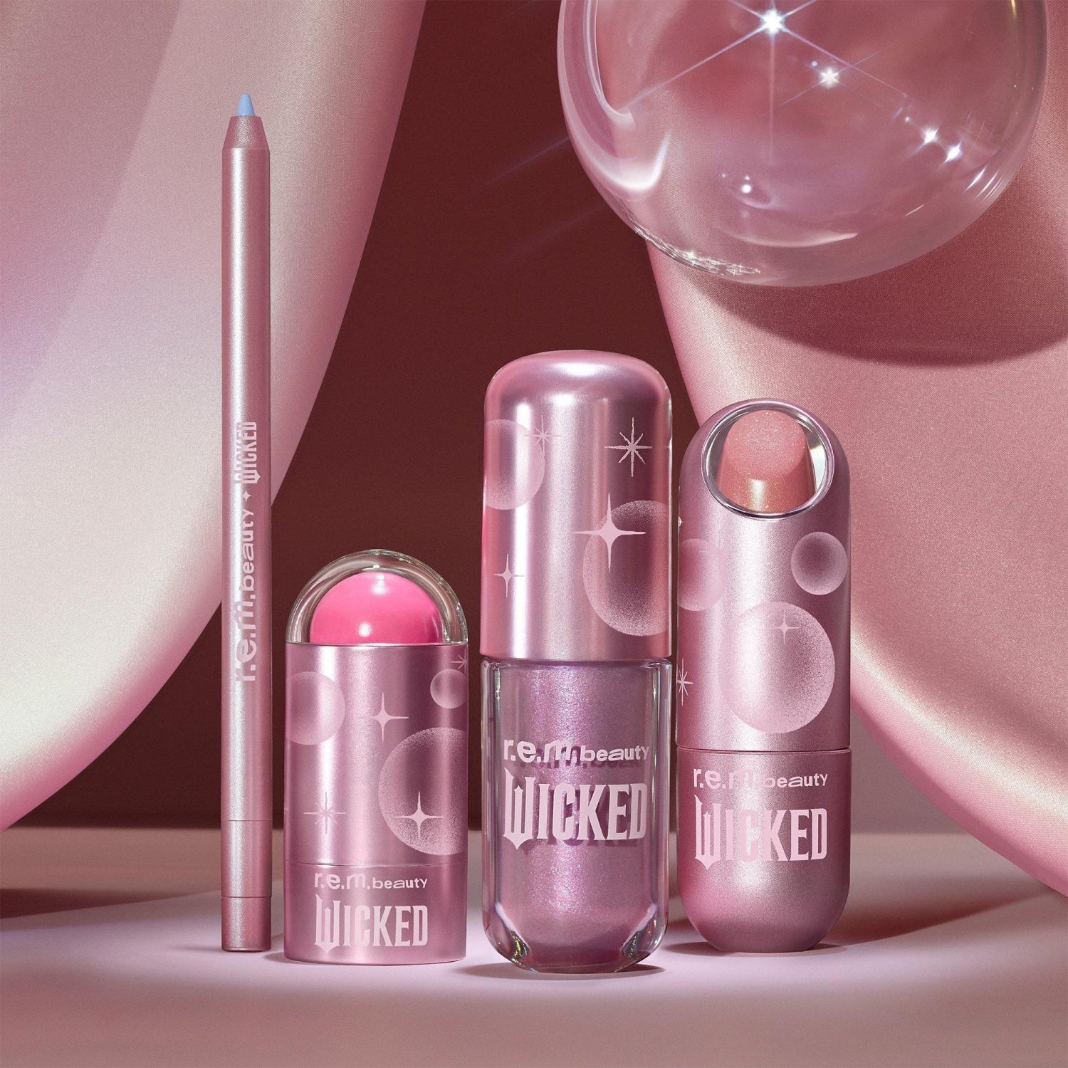 r.e.m. beauty r.e.m. beauty x Wicked Galinda Makeup Set