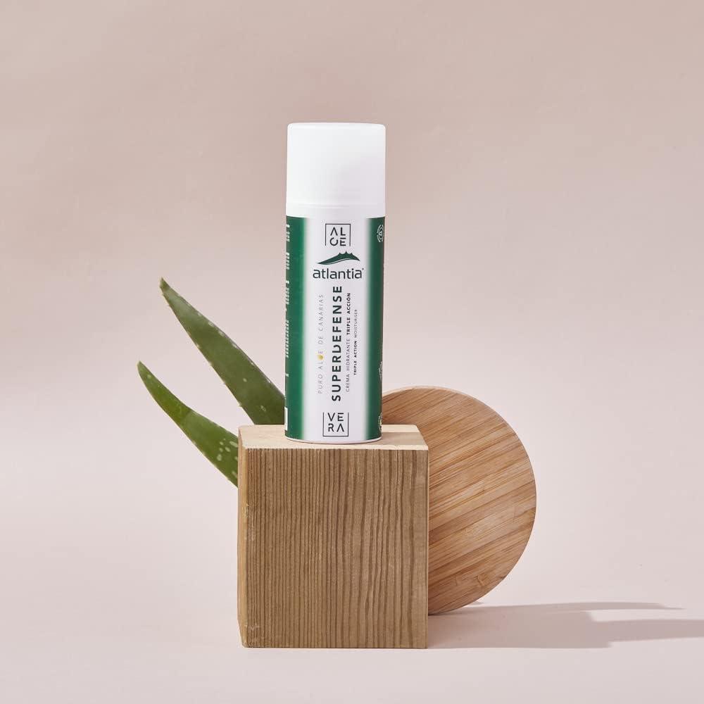 Atlantia Aloe Superdefense Aloe Moisturizing Cream (Airless) Hydrating &  Repairing Cream For All Skin Types Non Greasy & Fast Absorbing Rich in Aloe  ...