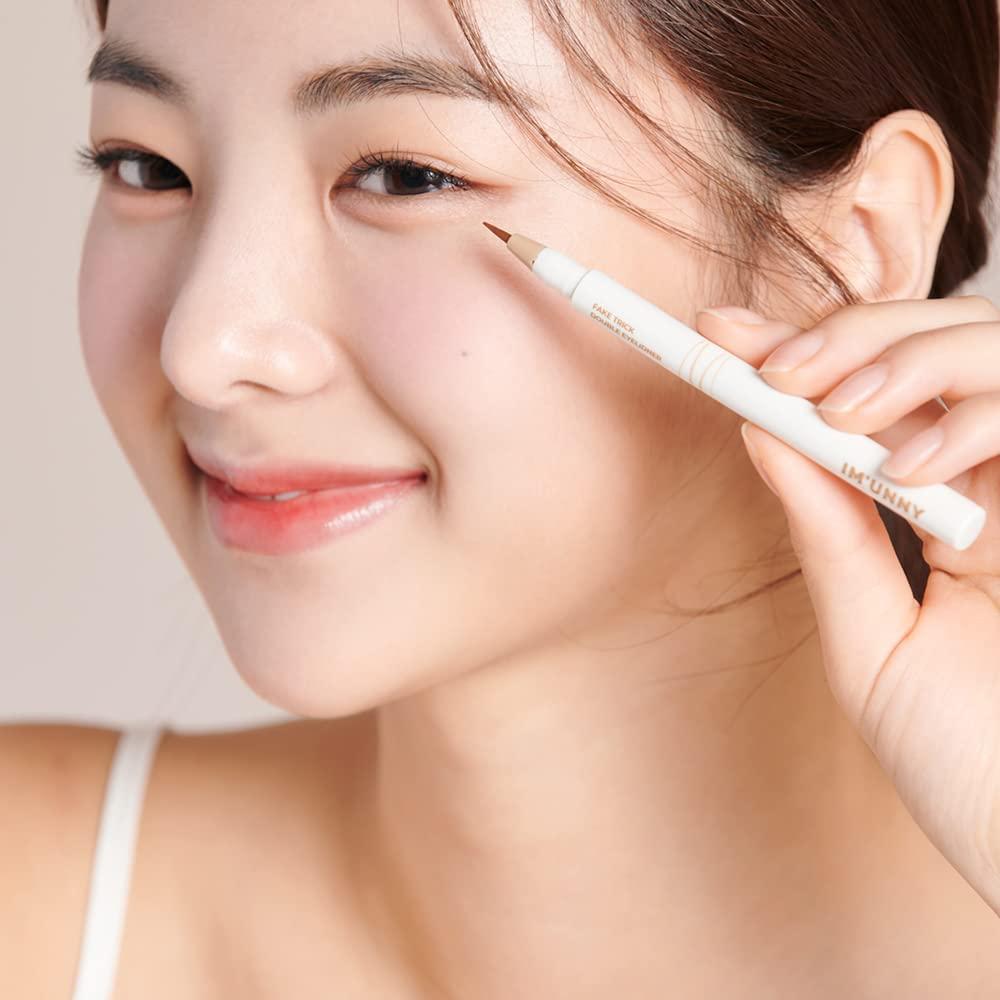 IM UNNY Fake Trick Double Eyelidner 01 Pale Brown Korean Eye Bag