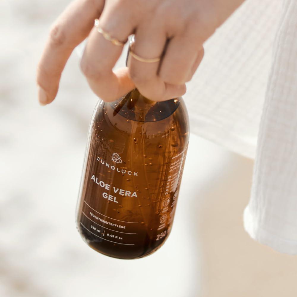 is aloe vera a good moisturiser Avelia Ultimate Essence Aloe Vera Moisturizing Lotion main image 1
