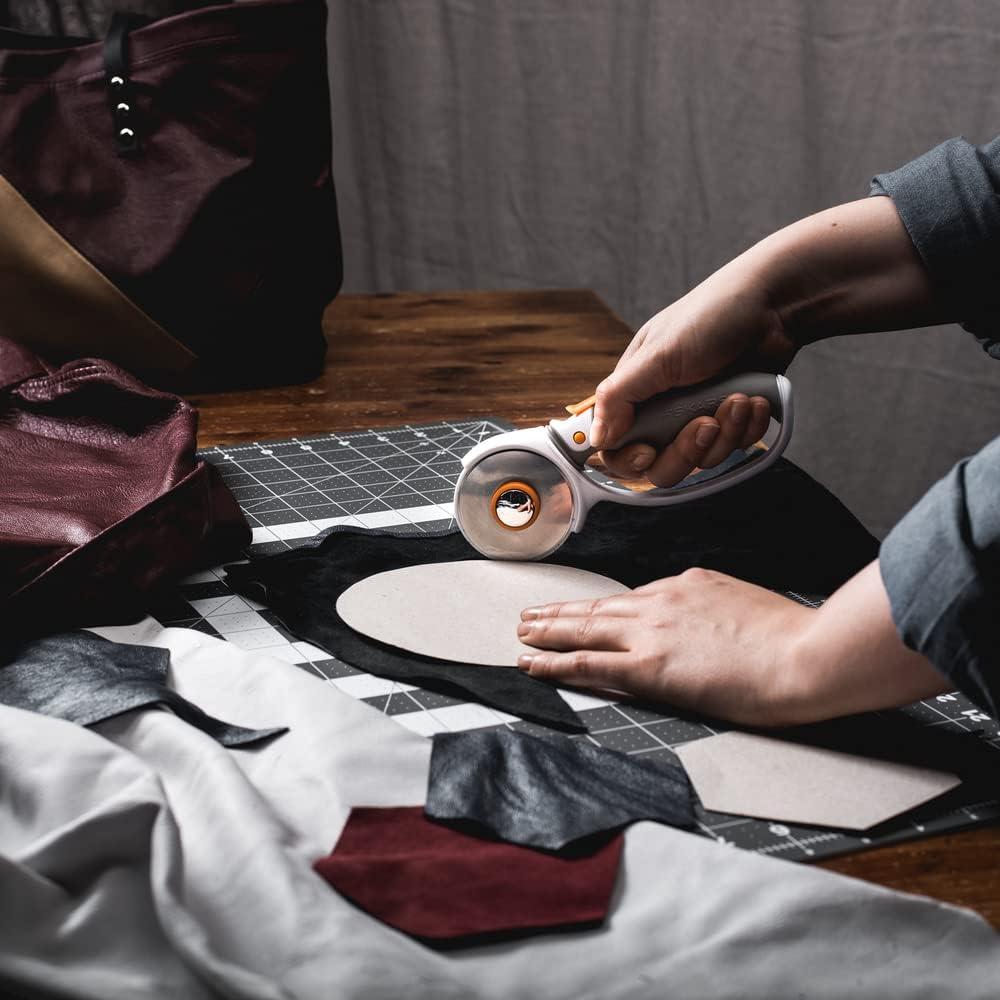 Fiskars Crafts Rotary Cutter 60mm Titanium Precision Cutting Tool