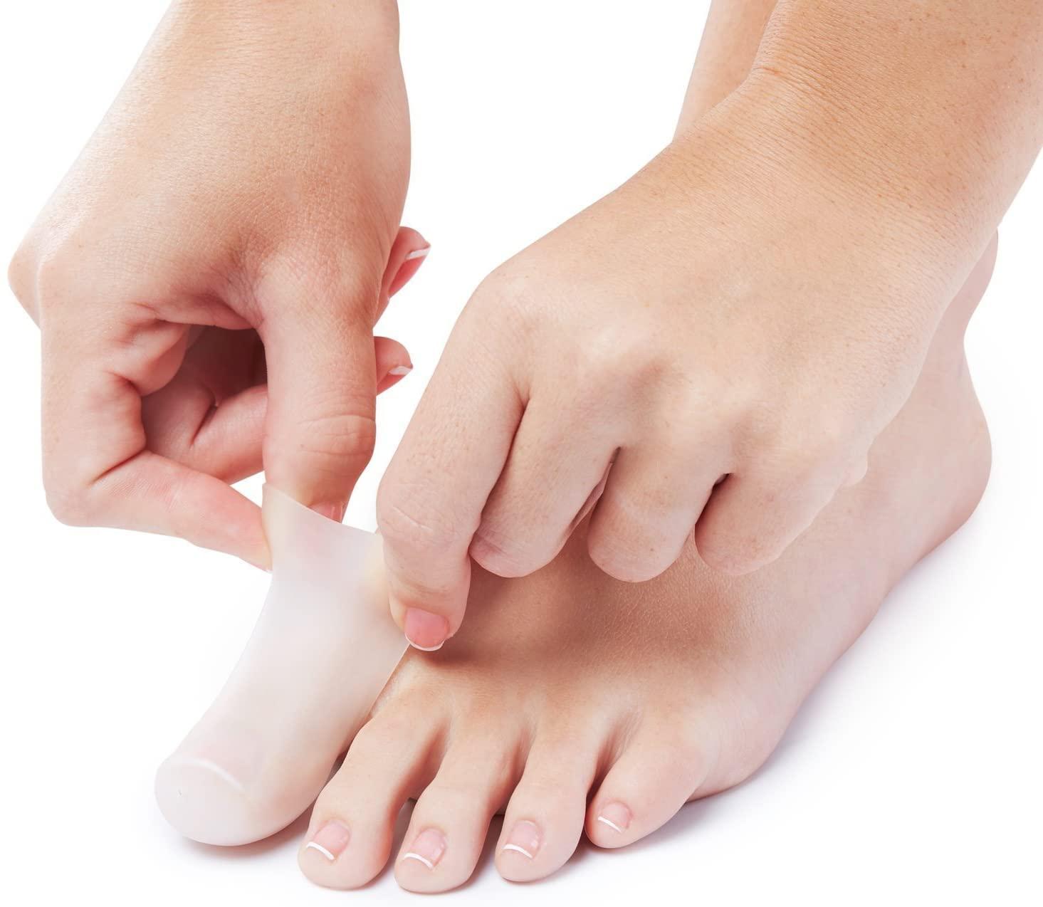 Promifun 6 paia di puntali in silicone per prevenire vesciche, calli e calli, ideali per correre, camminare e alleviare il dolore alle dita dei piedi (Bianco 2M + Bianco 3L + Bianco