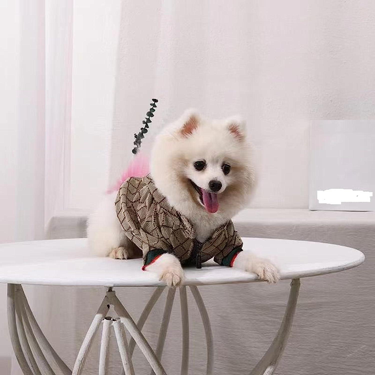 HQREA Dog Hoodie Luxury Dog Clothes Winter Dog Jacket Classic Designer  Small Dog Coats Warm Pet Dog Coat Zipper Design Easy On/Off French Bulldog