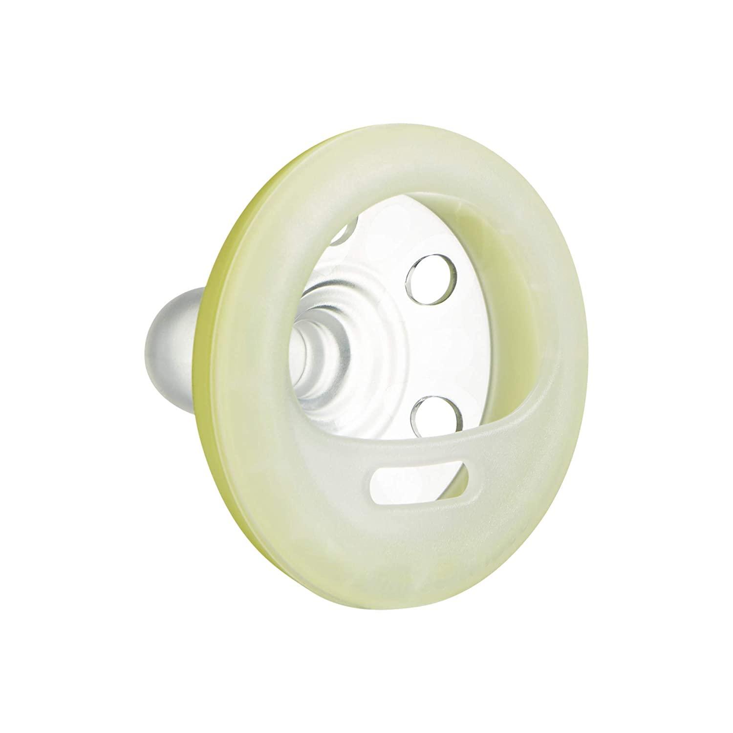 Tommee Tippee Night Glow Breast-Like Pacifier 6-18m Blue/Yellow - Main Image