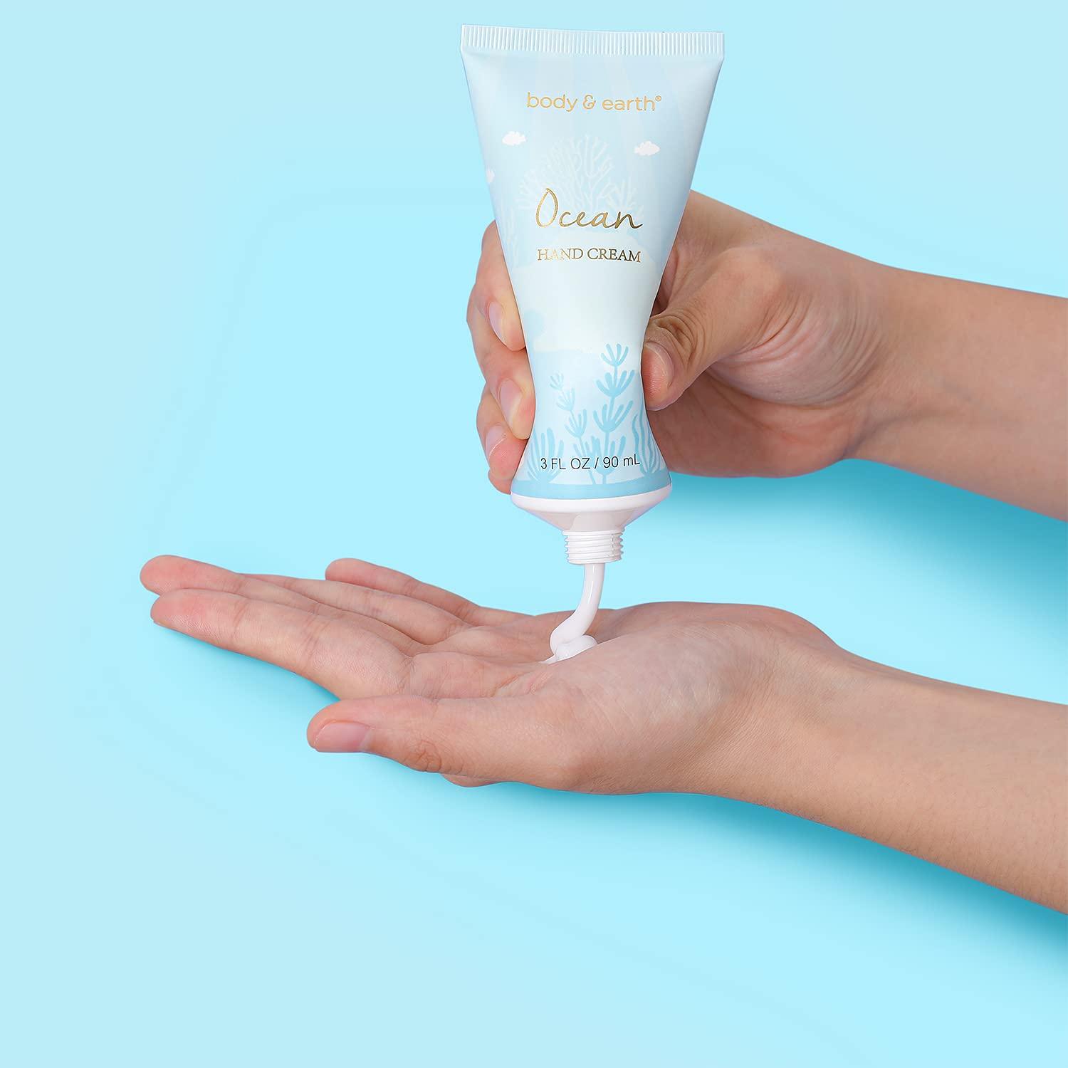 Spa Gifts for Women, Bath and Body Set with Ocean Scented Spa Gifts Box