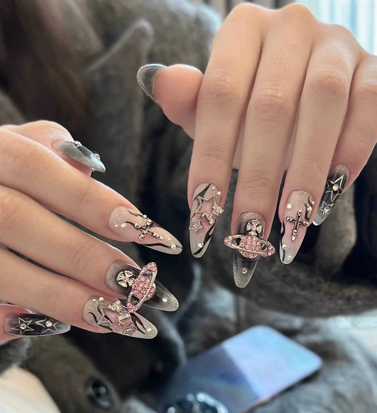 3D Galaxy Nail Art That Stuns