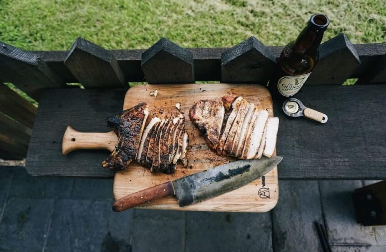 Walrus Oil 32 oz Jug - Cutting Board and Butcher Block Food-Safe Wood Oil