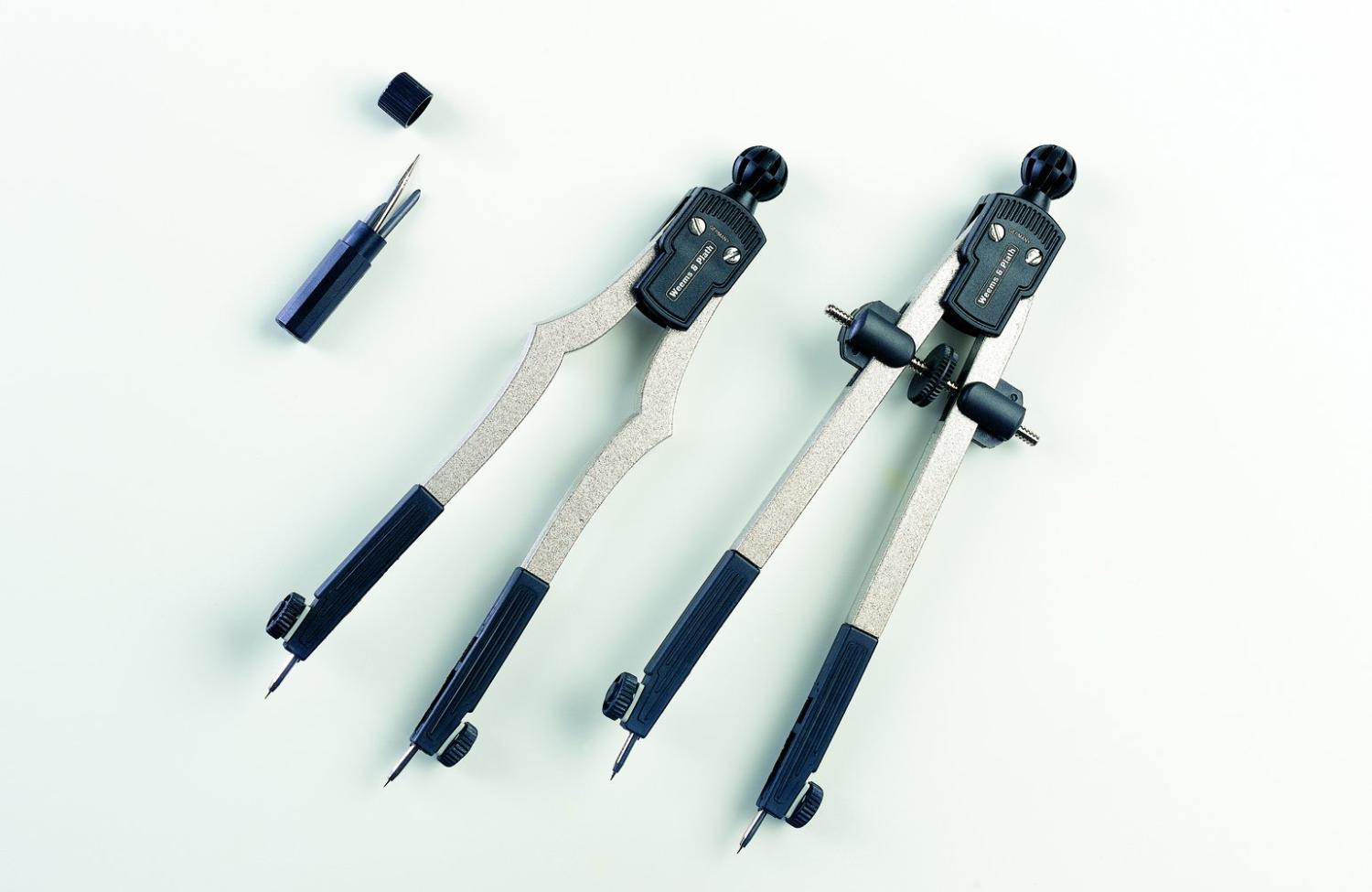 Weems & Plath Marine Navigation Nautical Slide Rule by Weems & Plath Essentials Navigation Kit