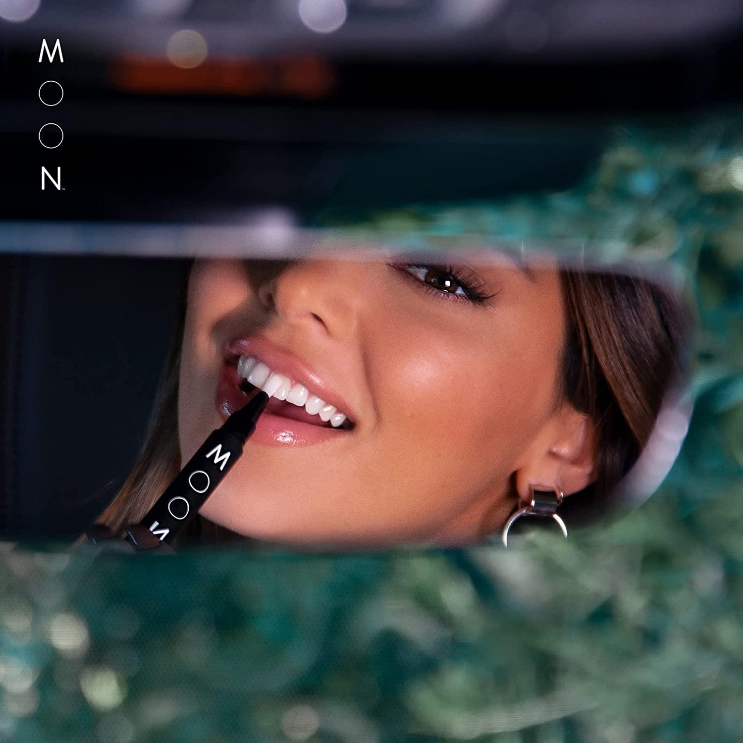 Jenner Moon Oral Care The Moon Teeth Whitening Pen Whitening