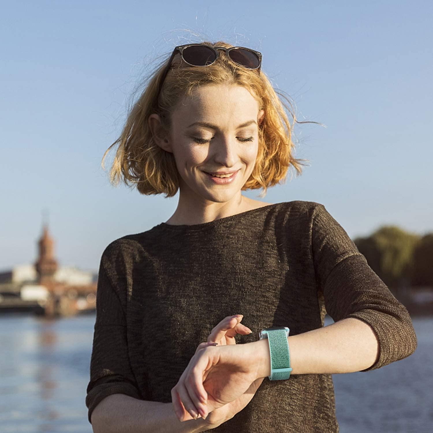 Pack 3 Nylon Loop Bands Compatible with Fitbit Versa 2 Fitbit