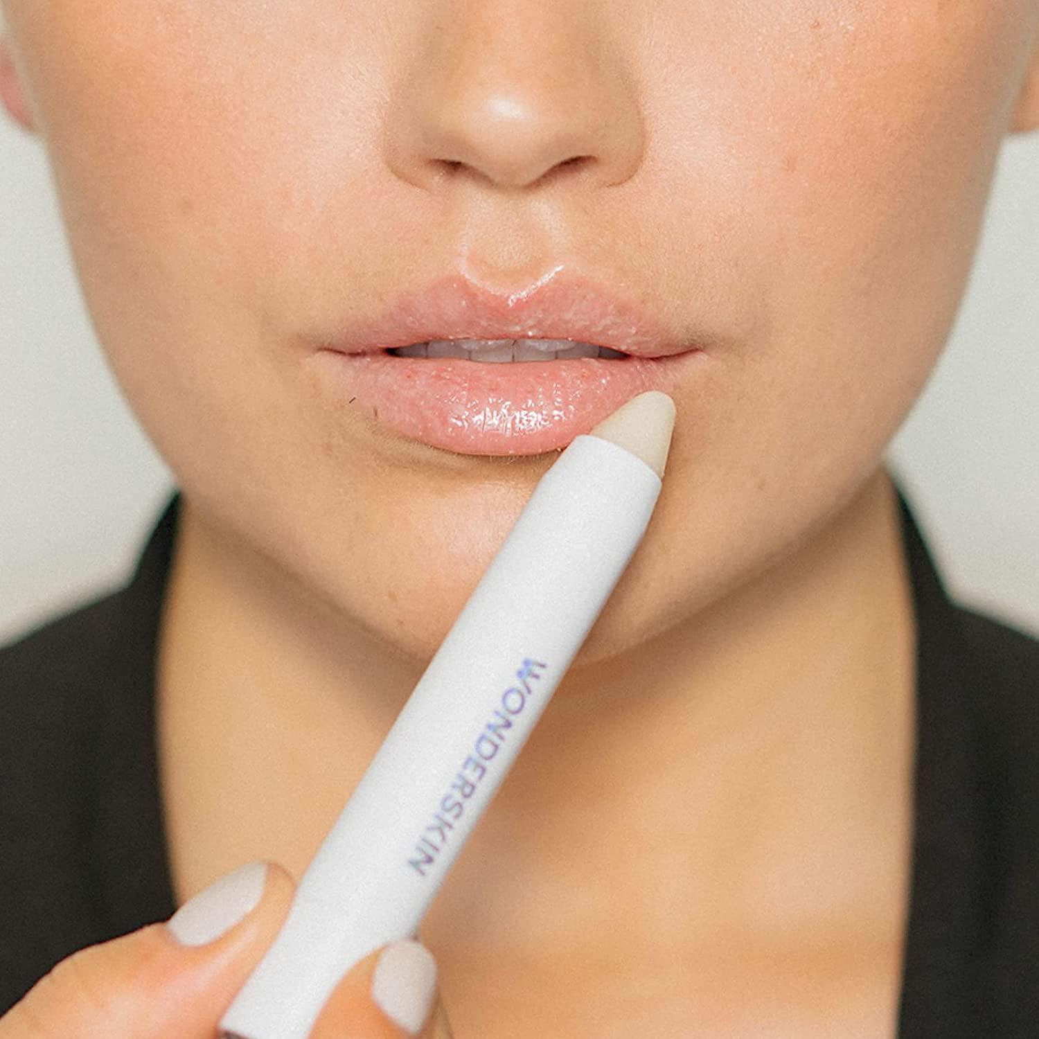 Wonderskin 3in1 Lip Scrub Lip Care Product for Soft Nourished Flake