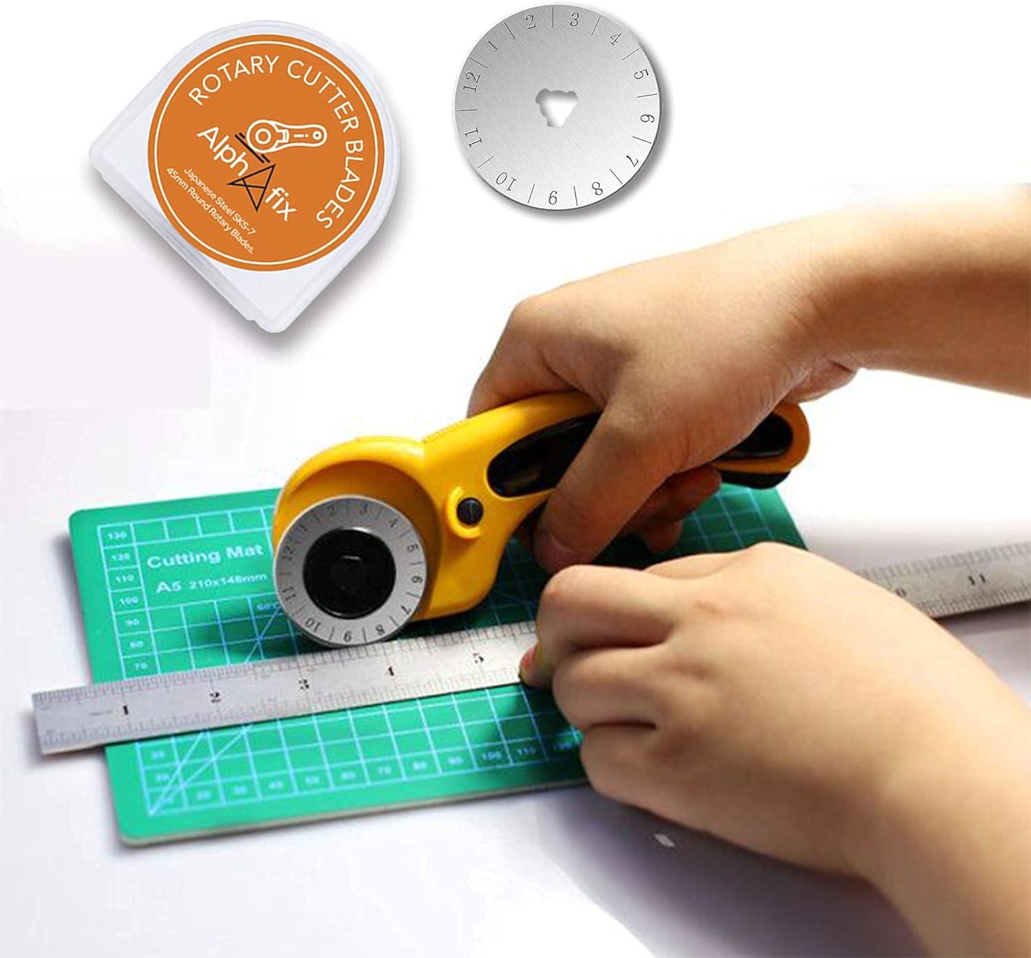  Martelli Rotary Cutter Blades (60mm, 10 Blades) : Arts, Crafts  & Sewing