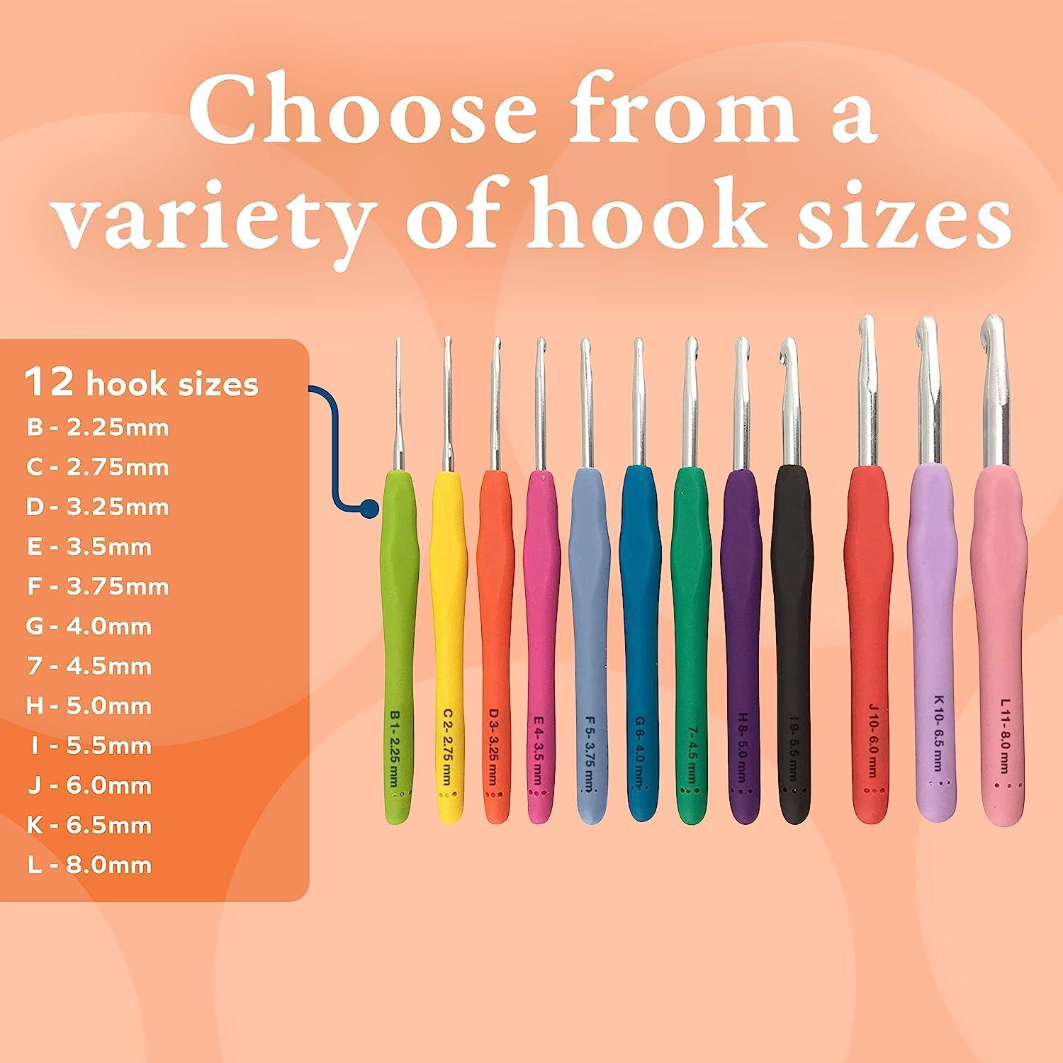 BeCraftee Crochet Hooks Kit - 12 Piece Set Extra-Long Crocheting Needles  with Soft, Ergonomic Rubber Grips and 12 Hook Sizes - Knitting & Crochet  Supplies for Beginners, Comfortable/Easy to Use Standard 12 Hook Set
