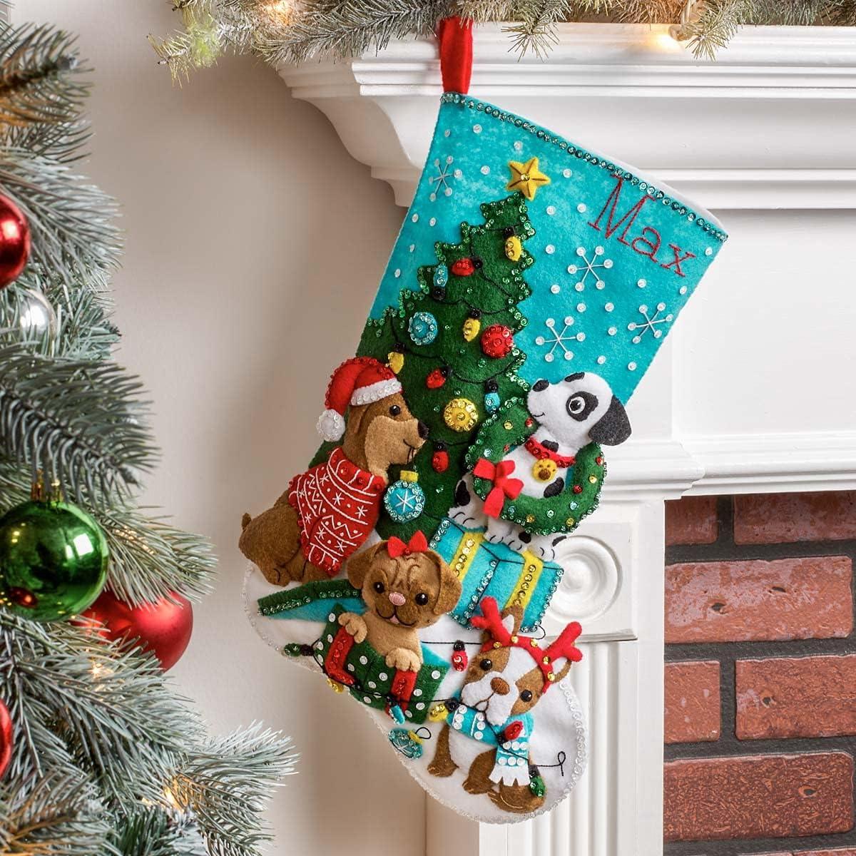 Bucilla Dogs Felt Applique Christmas Stocking Kit 18 (89251E)
