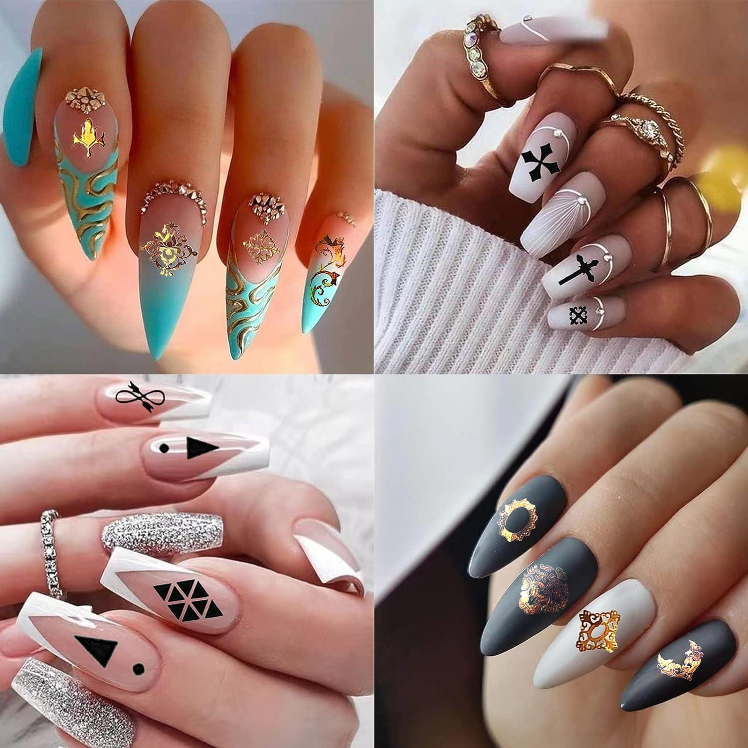 Pretty Minimalist Geometric Nail Art