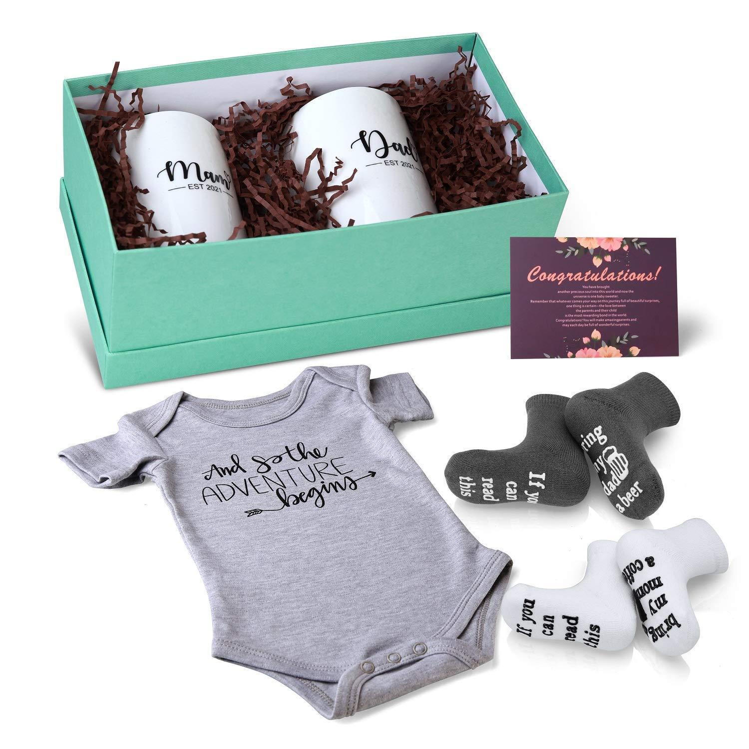 Pregnancy Gifts for First Time Moms New Mom Gifts for Women, Mom and Dad  Est 2022 14 oz Mug Set with Onesie and Baby Socks - Top New Parents Gifts  for Couples 
