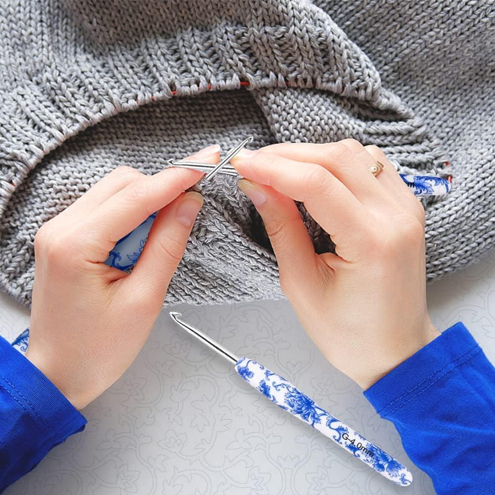BCMRUN 4 mm(G) Crochet Hook, Ergonomic Handle for Arthritic Hands, Soft  Rubber Grip Extra Long Knitting Needles for Beginners and Knitting  Crocheting Yarn (4.0mm-G)