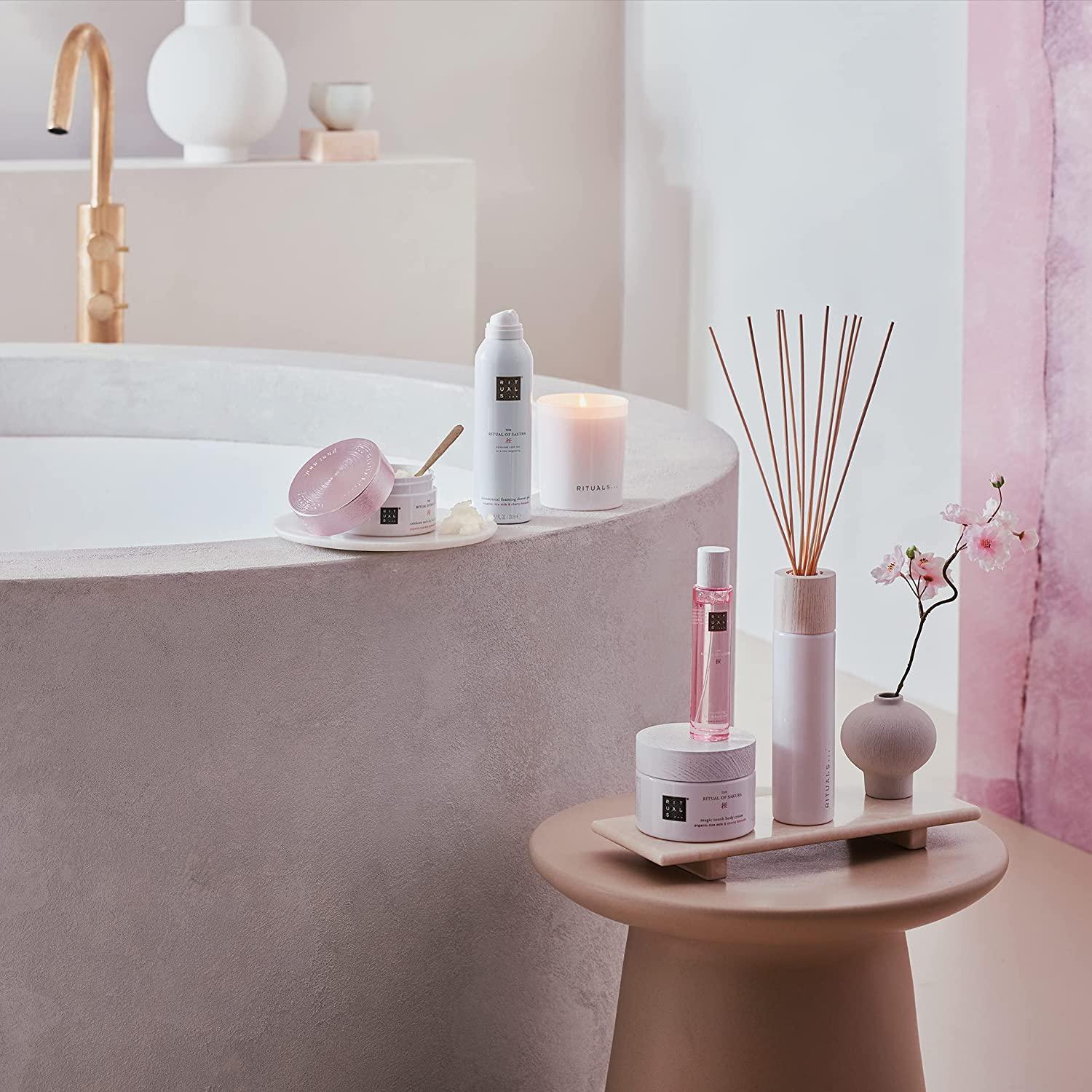 RITUALS Sakura Renewing Discovery Set: Foaming Shower Gel, Body Scrub ...