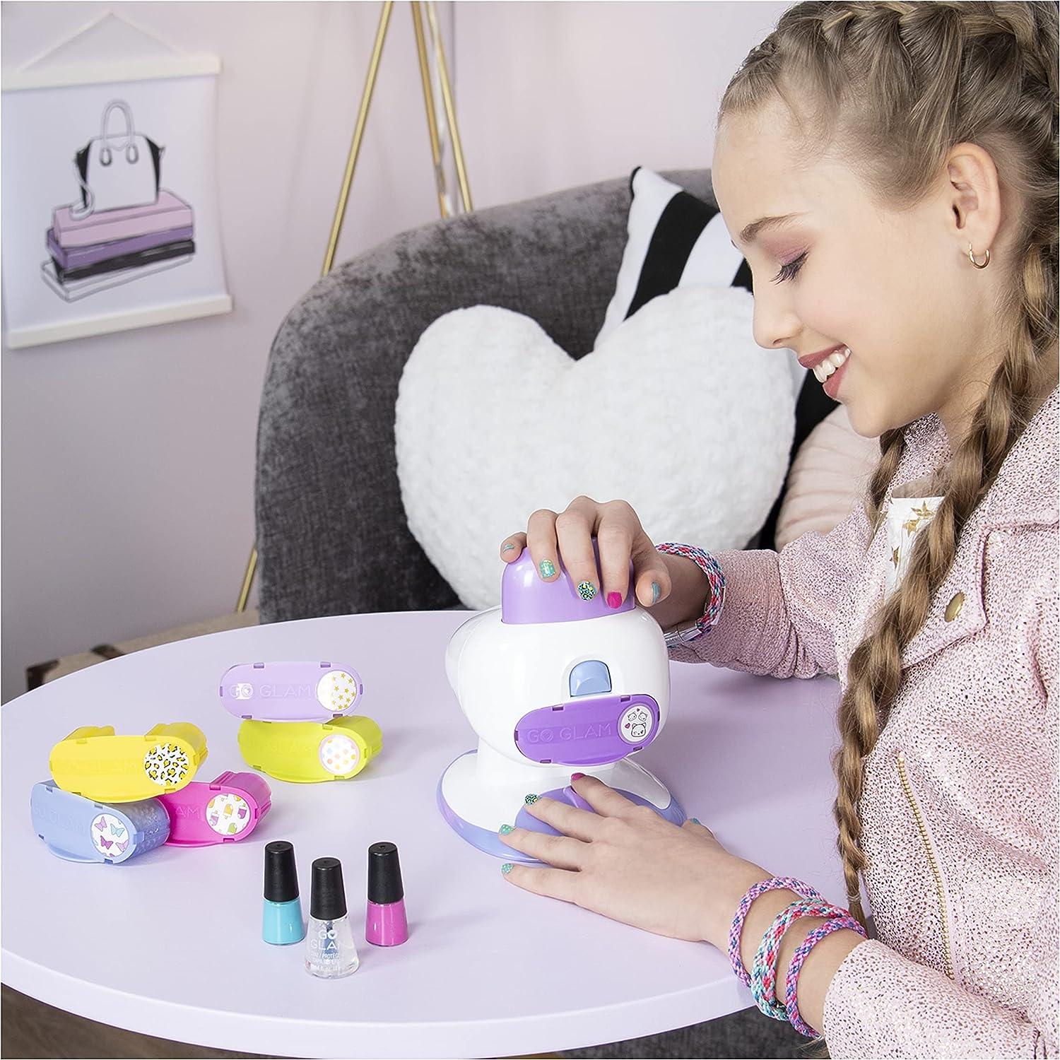 Cool Maker, GO Glam Nail Stamper Deluxe Salon with Dryer for Manicures and  Pedicures with 3 Bonus Patterns and 2 Bonus Nail Polishes,  Exclusive Go  Glam Nail Stamper Salon (Bonus)