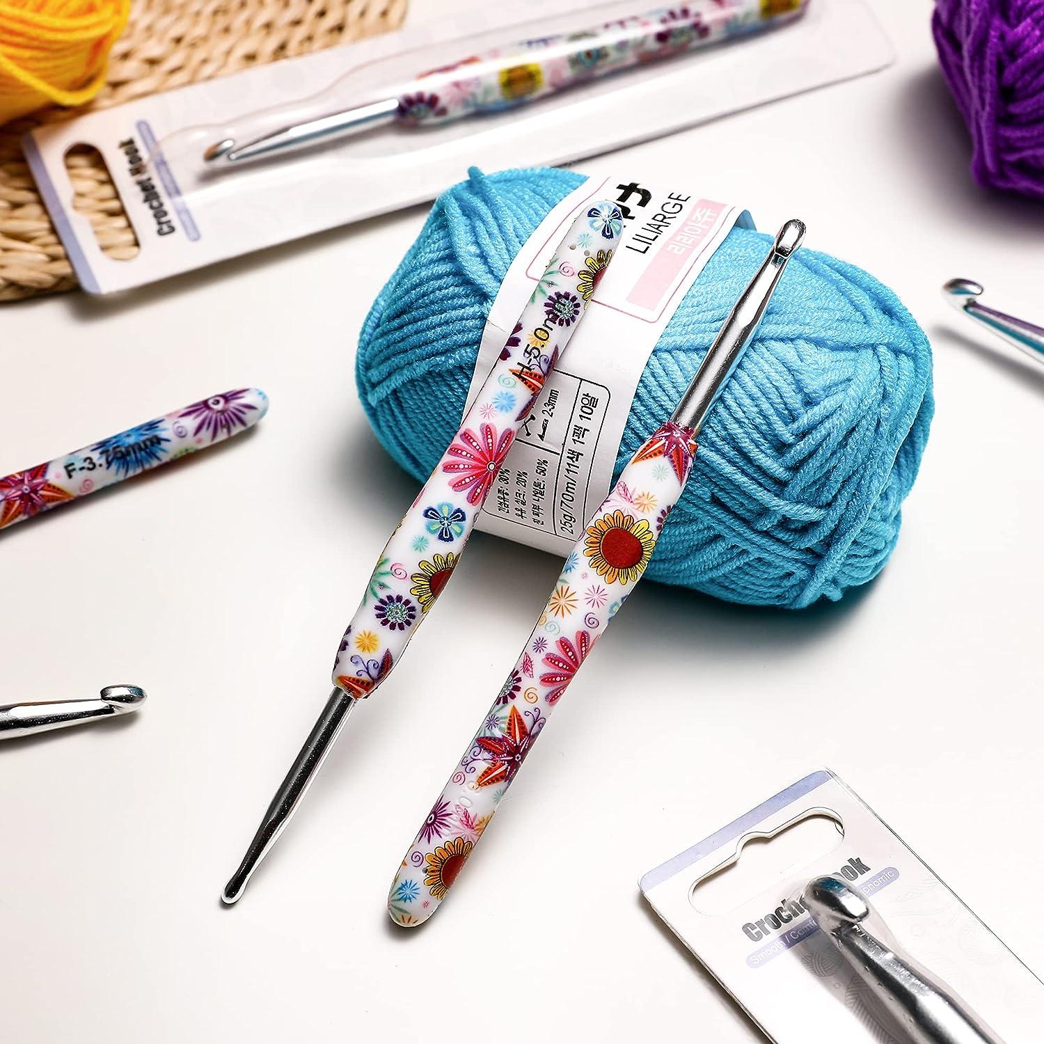 Crochet Hook Set Soft Rubberized Ergo Handle Includes 8 Hooks