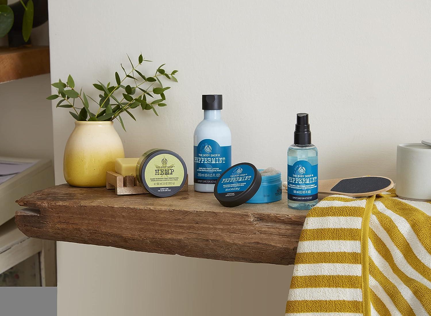 The Body Shop Peppermint Reviving Pumice Exfoliating Foot Scrub 100ml