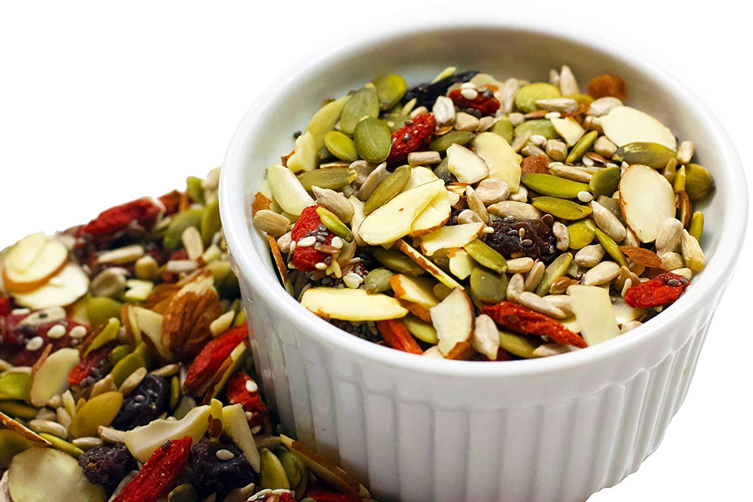 Raw Superfoods Salad Topper (Goji Berries, Sliced Almonds, Chia Seeds