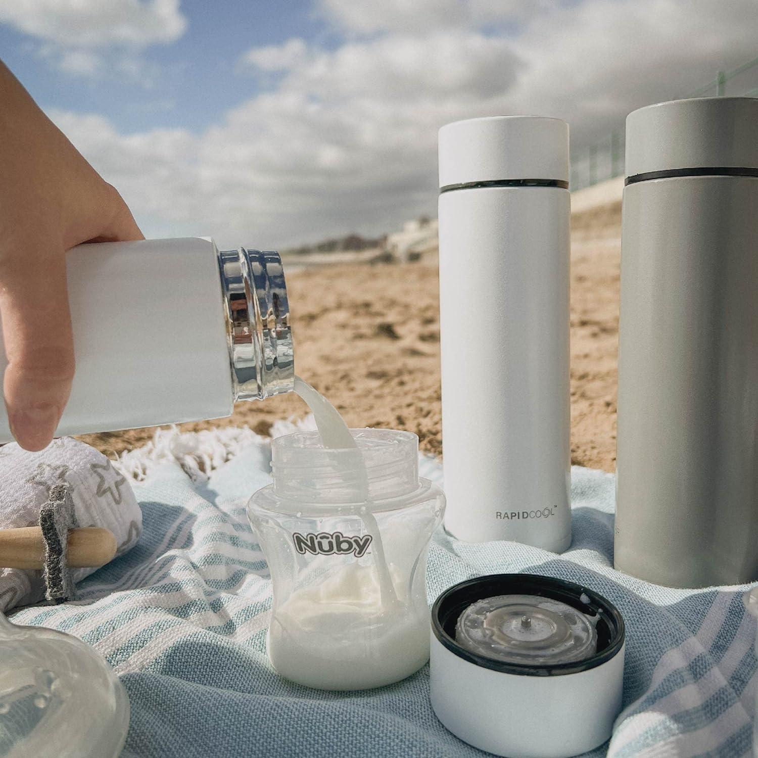 Nuby RapidCool Draagbare babyflesjes Maken Kit - Bereid een perfecte formulevoeding in 2 minuten | Inclusief: 2 Rapid Cool's met 2 digitale thermometerdeksels, 2 poederdispensers en fles