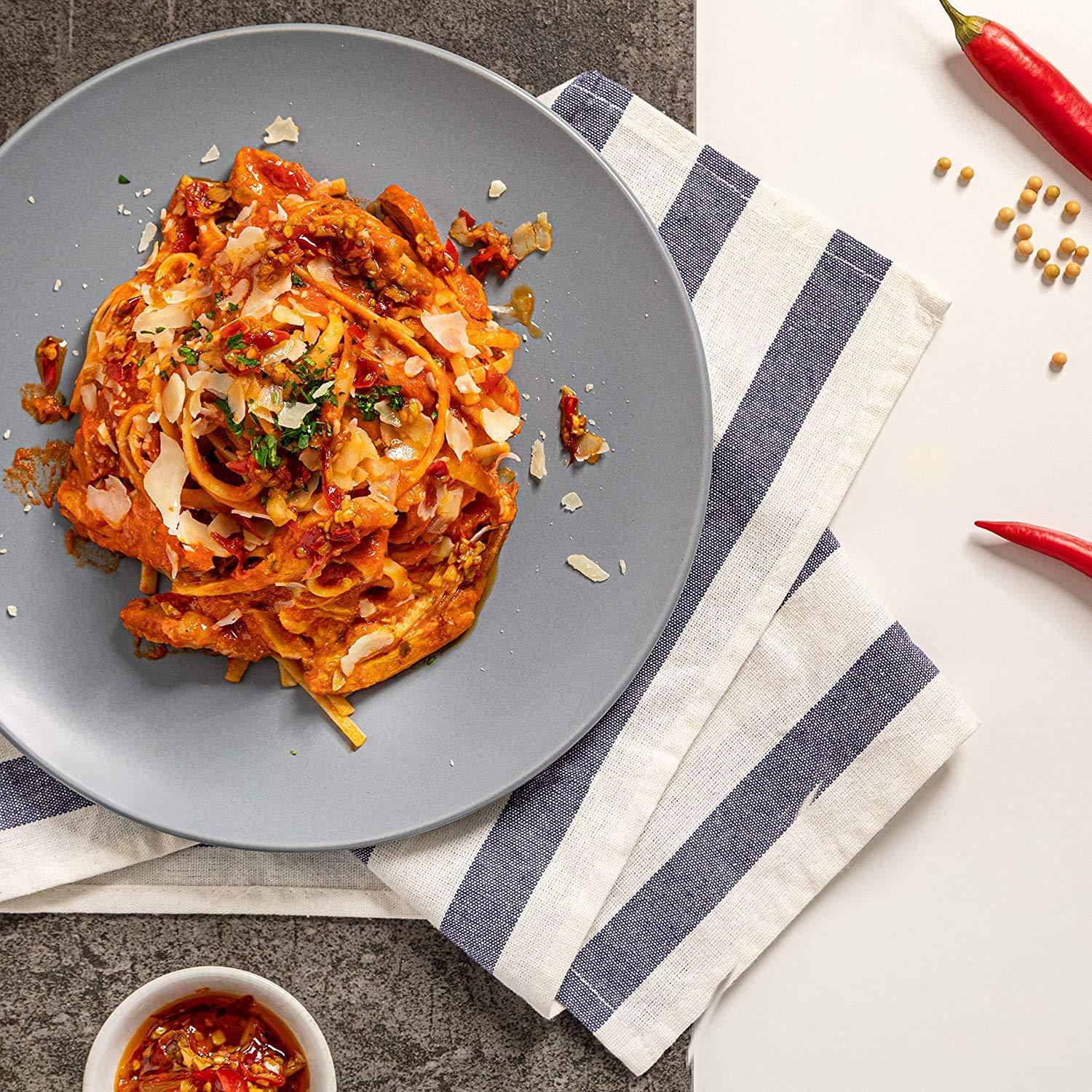 BOILING POINT Garlic Chili Crunch, Spicy and Crunchy Asian Cooking