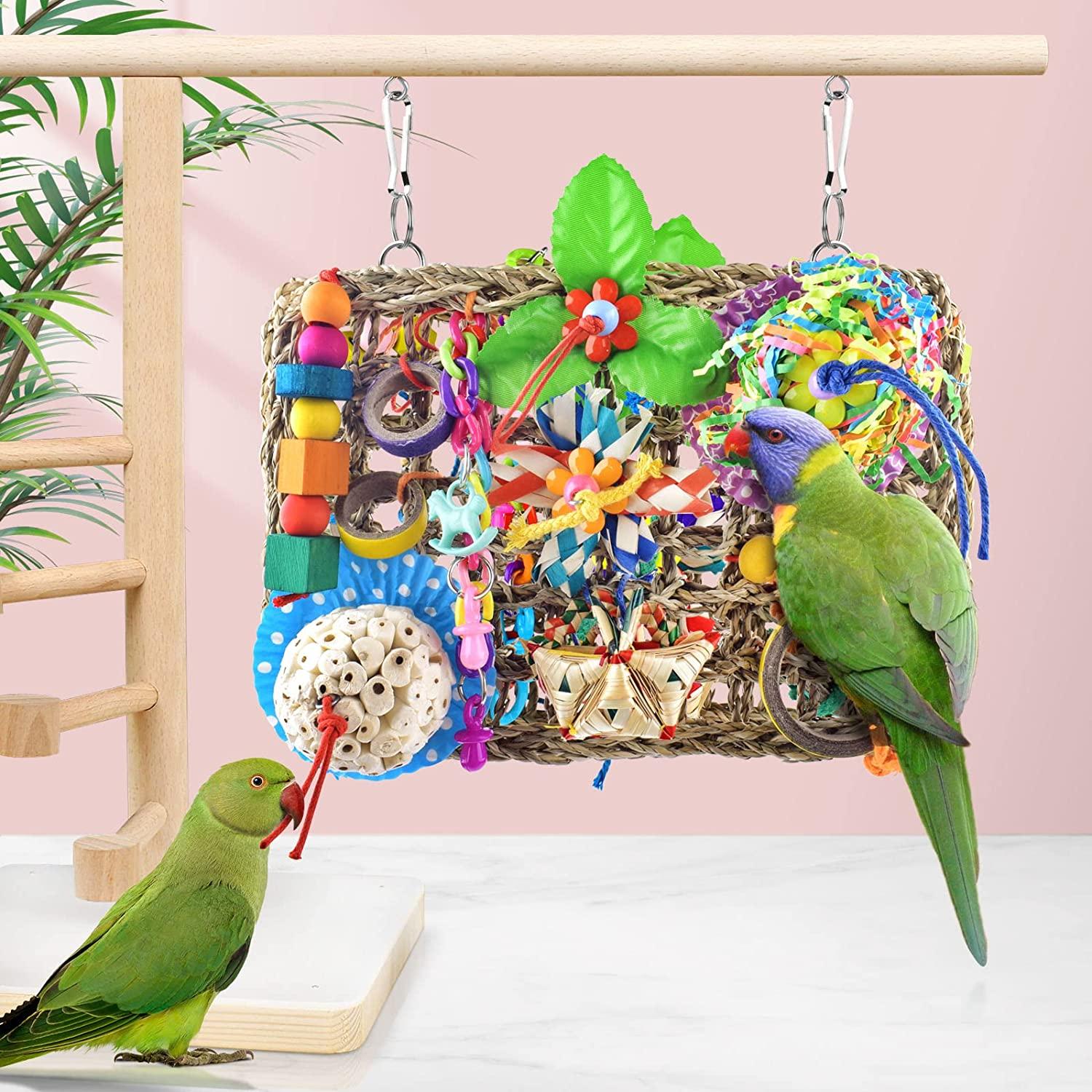 KATUMO Small Bird Toys Parrot Foraging Toys Edible Seagrass Woven