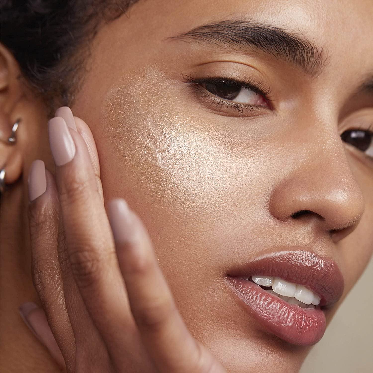 Honest Beauty Vitamin C Radiance Serum Mini with Hyaluronic Acid