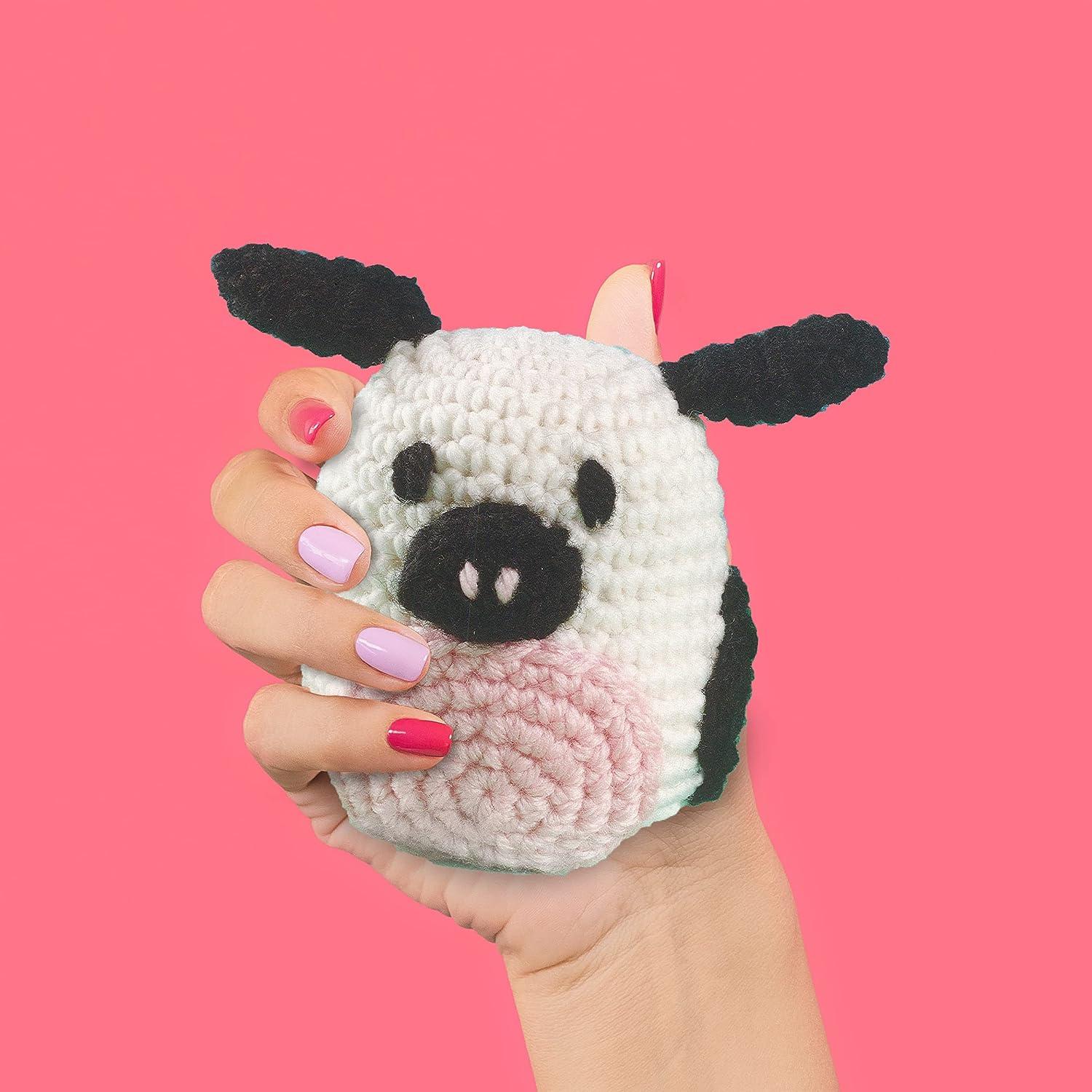 Leisure Arts Pudgies Animals Crochet Kit, Piggy, 3, Complete Crochet kit,  Learn to Crochet Animal Starter kit for All Ages, Includes Instructions,  DIY amigurumi Crochet Kits