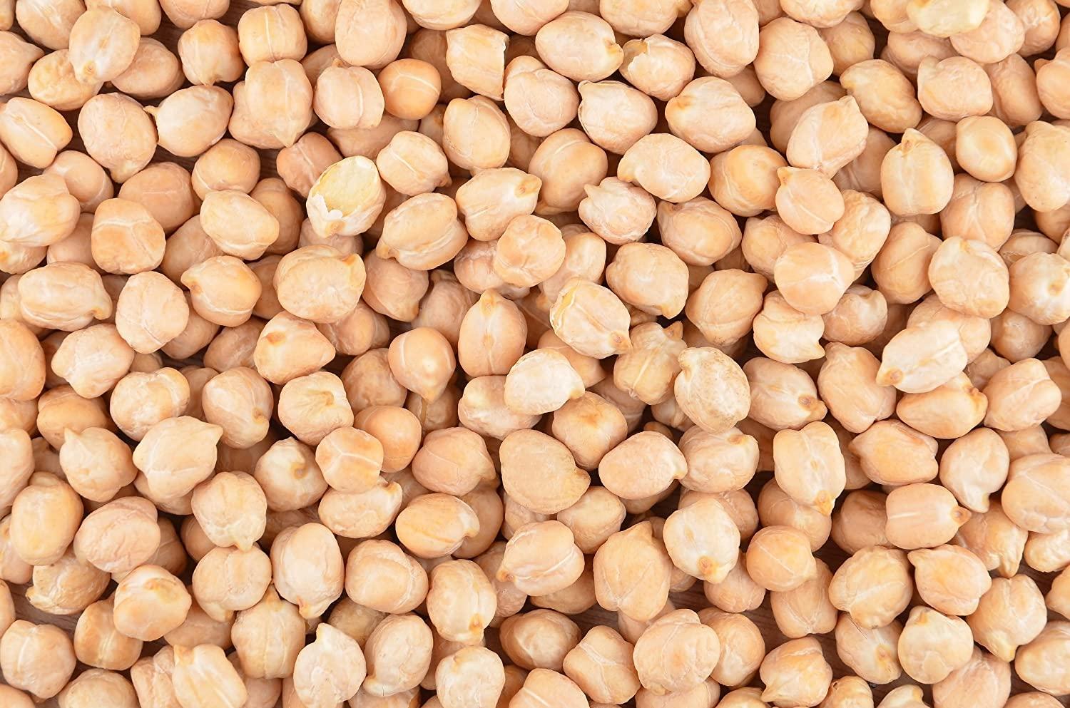 Hunza Organic Garbanzo Beans / Chickpeas (2 lbs) 2 Pound (Pack of 1)