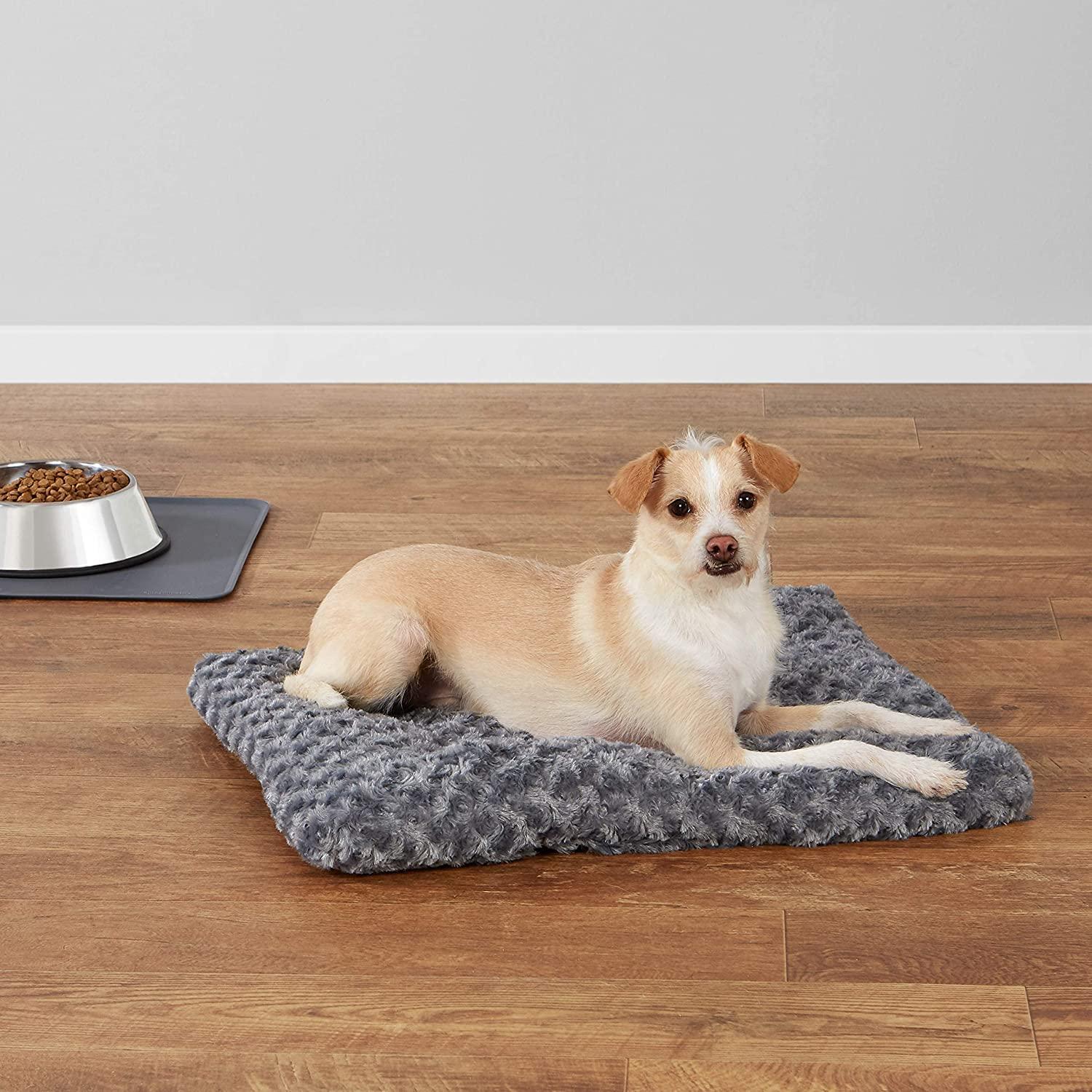 Amazon Basics Plush Dog Pet Bed Pad 23 in
