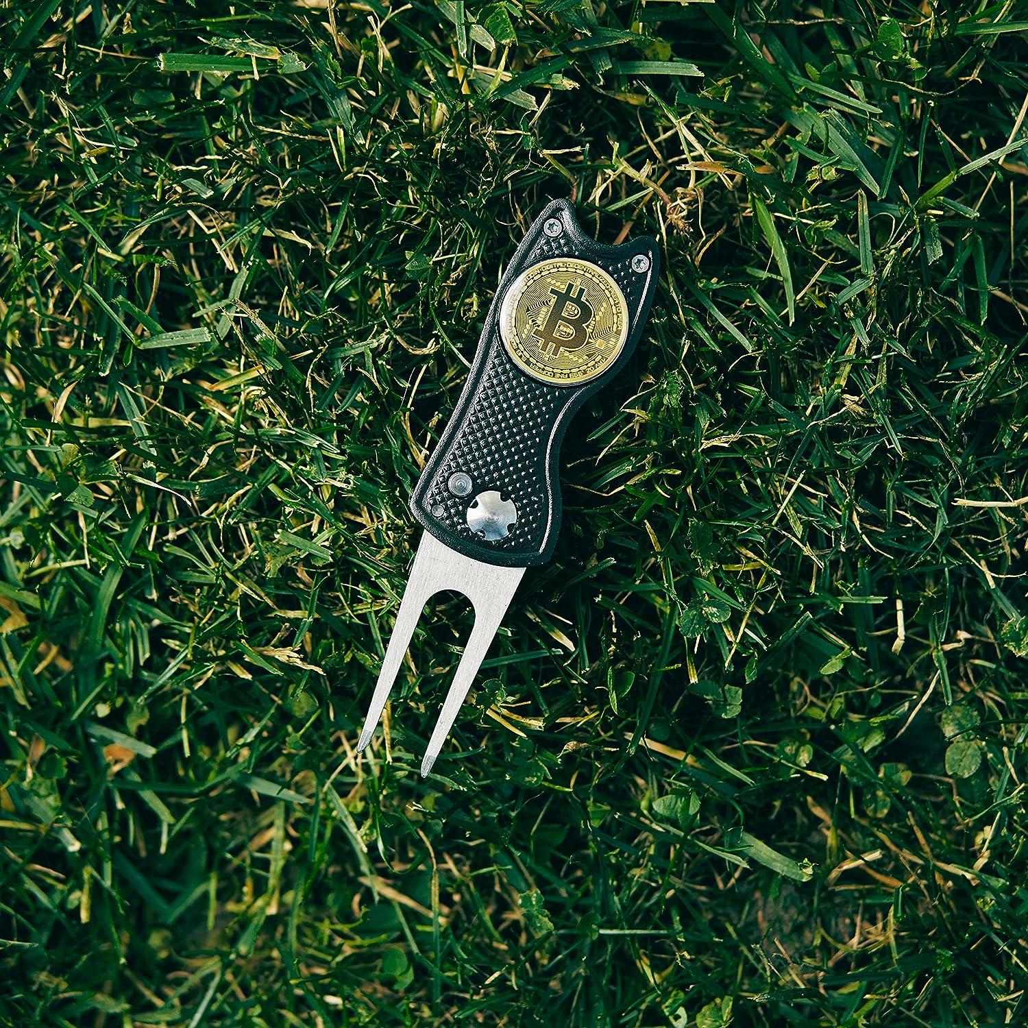HODL 21 Bitcoin Golf Divot Repair Tool - All-Metal 3-in-1 Golf Multitool |  Foldable with Pop-up Button & Magnetic Ball Marker | Buy Now with Express  International Delivery | GoSupps.com