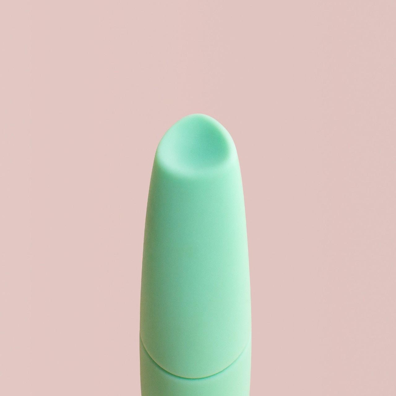 Shop Smile Makers The Whisperer - Flexible Lipstick Vibrator Online - Best  Price & International Shipping | Buy Now with Express International  Delivery | GoSupps.com