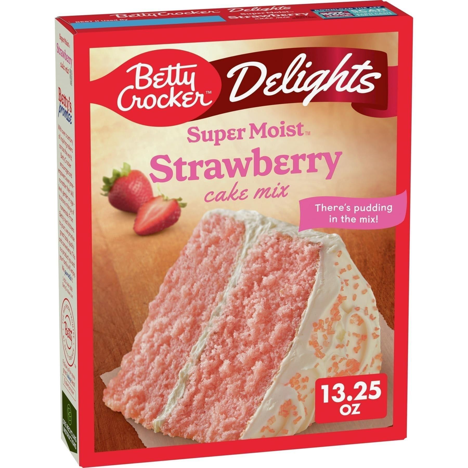 Betty Crocker Super Moist Strawberry Cake Mix 376g (13.25oz