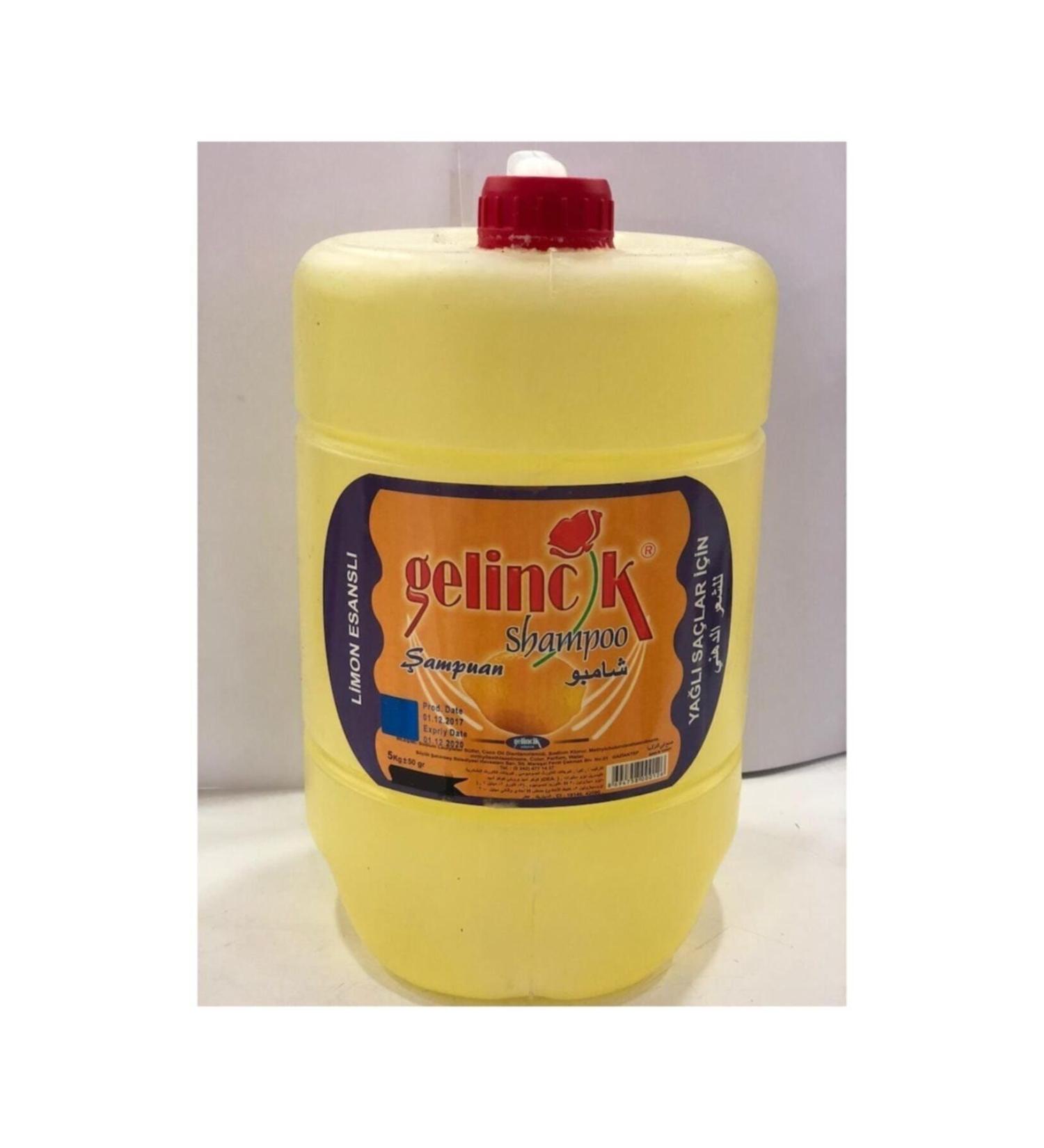 Point Repairing Hair Serum Preventing Dandruff Formation. Hairdresser