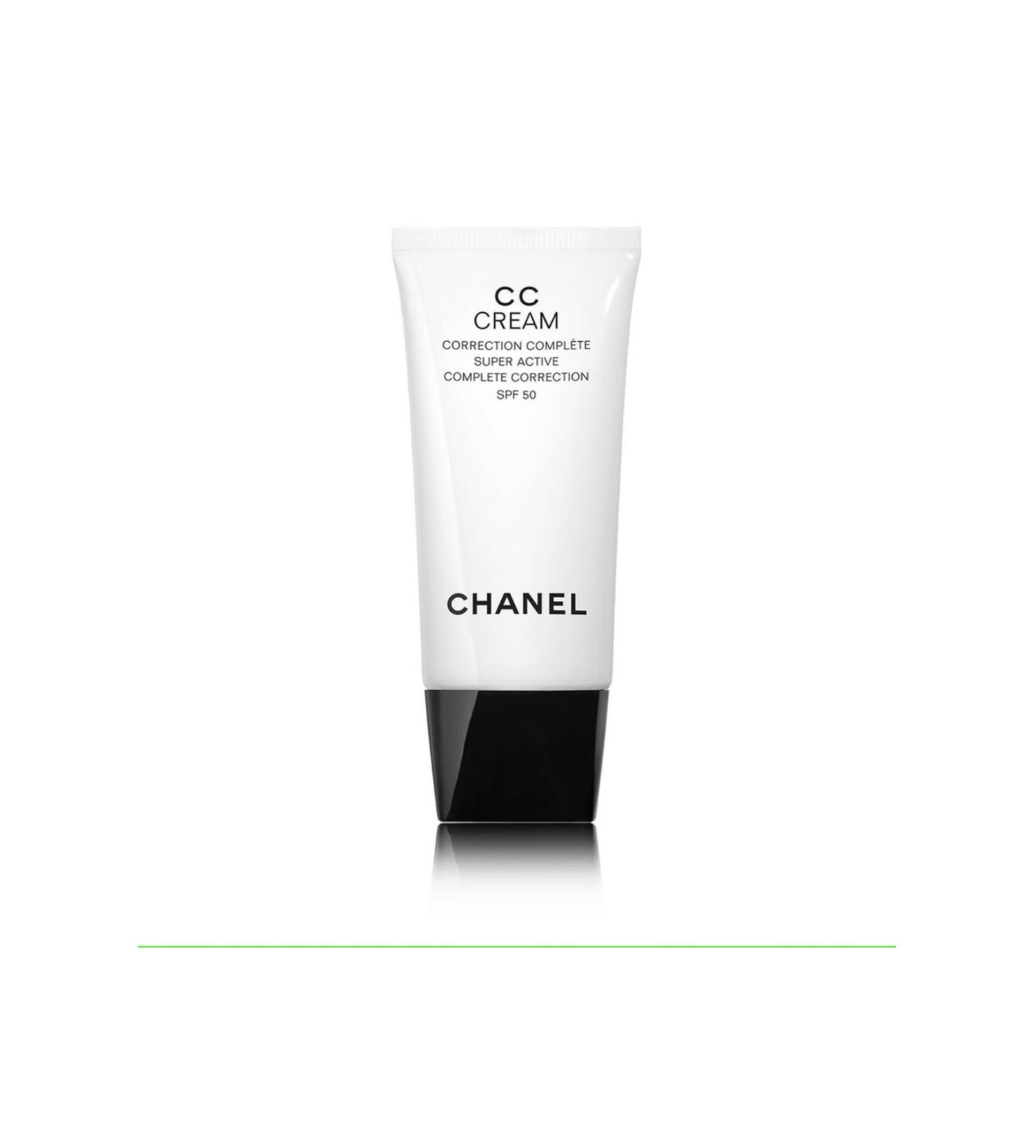 Chanel SUBLIMAGE LE TEINT - 12 Hour Moisturizing Long-Lasting Strengthening Foundation 30g