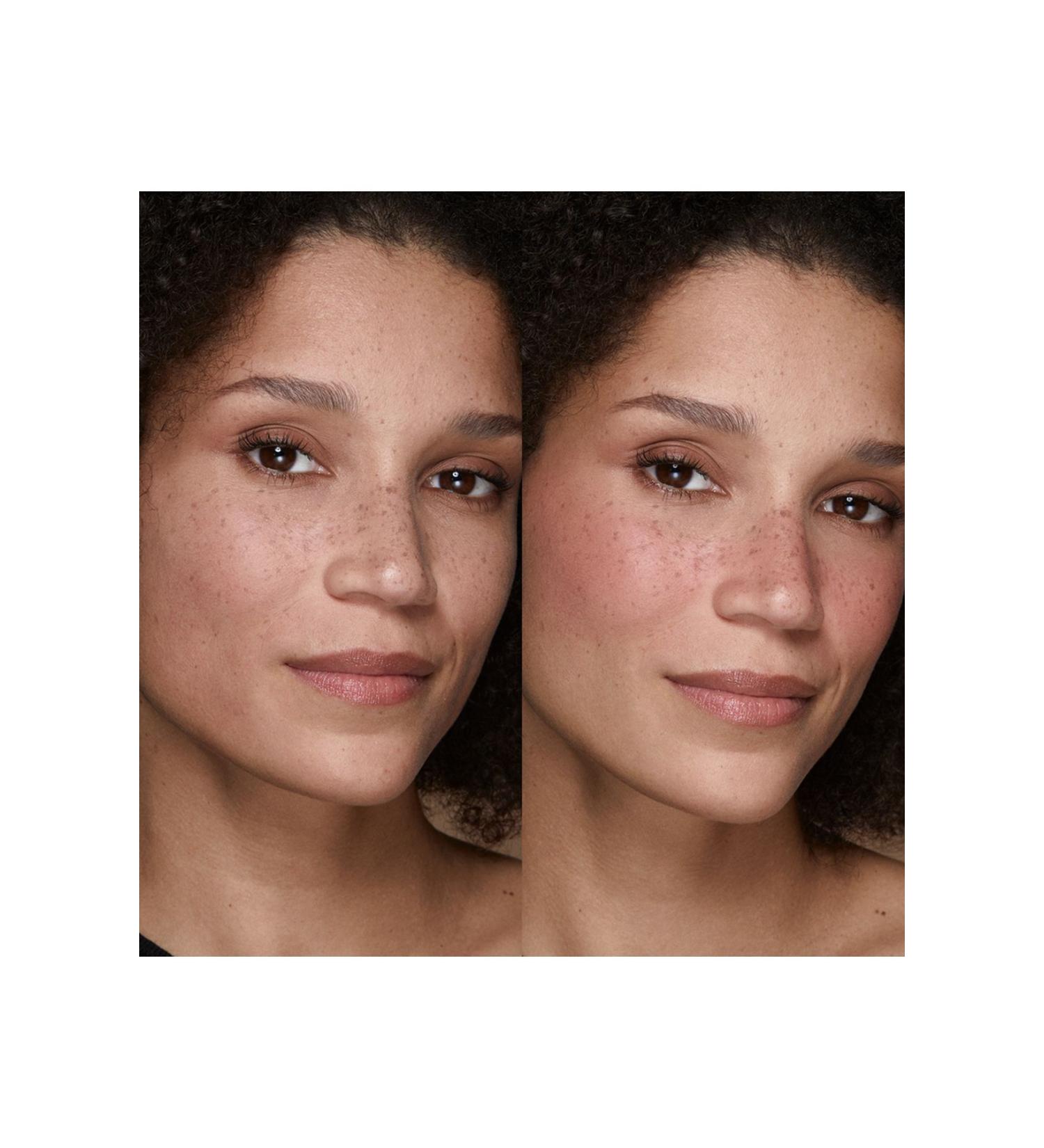 KIKO Creamy Textured Slightly Structured Pencil Lipstick Pigmentation Glides Easily Lips 04 Dem51