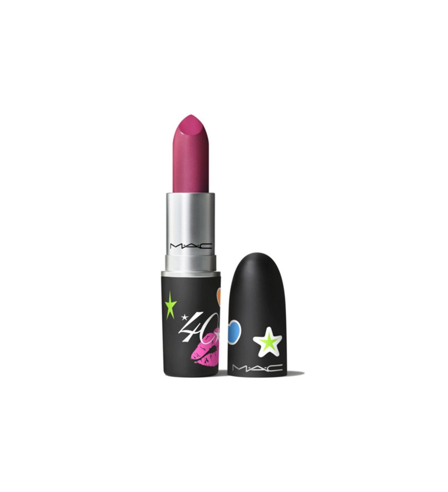 Mac Lipstick That Gives Shine to the Lips With Its Creamy Structure - Up The Amp KEYO338